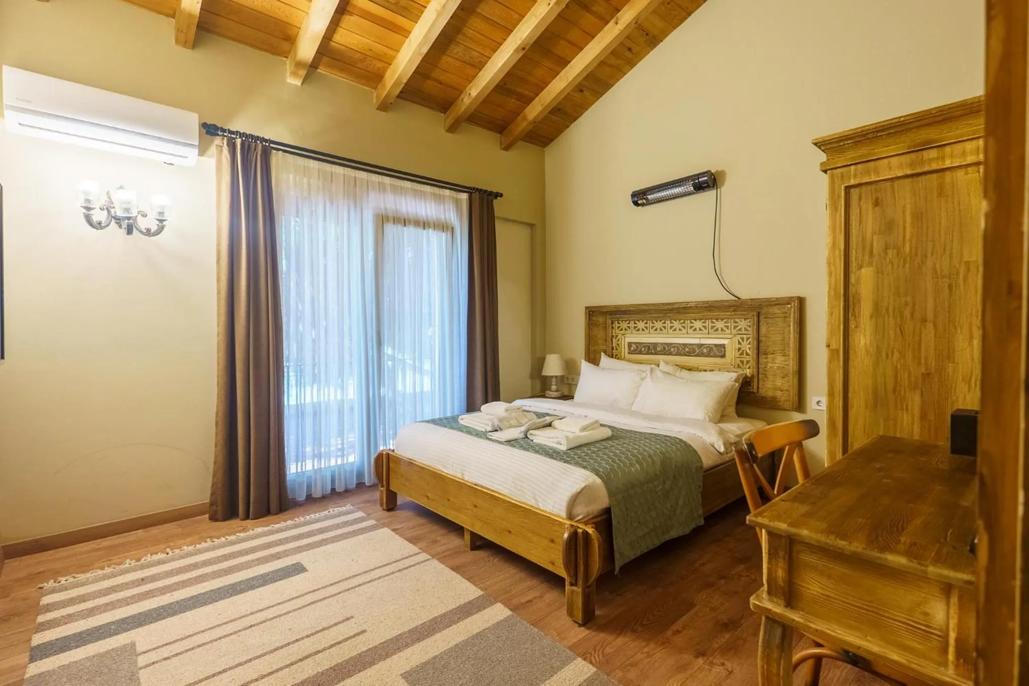 Bed in Alaçatı Aura Plus