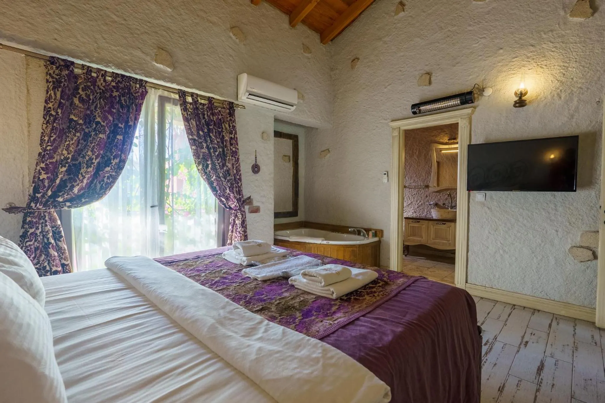 Bed in Alaçatı Aura Plus