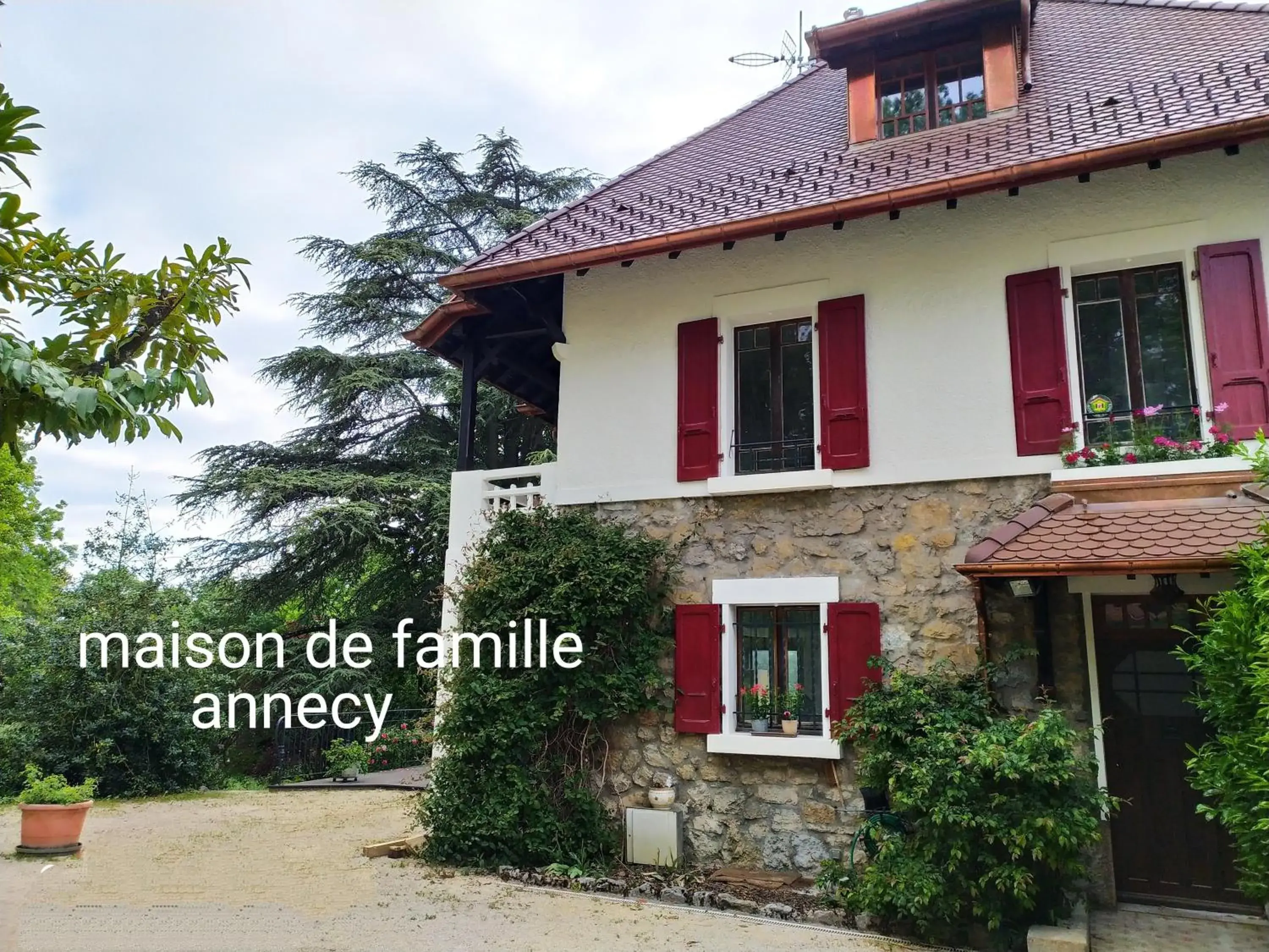 VILLA SERANDITE maison de famille VILLA SERANDITE maison de famille