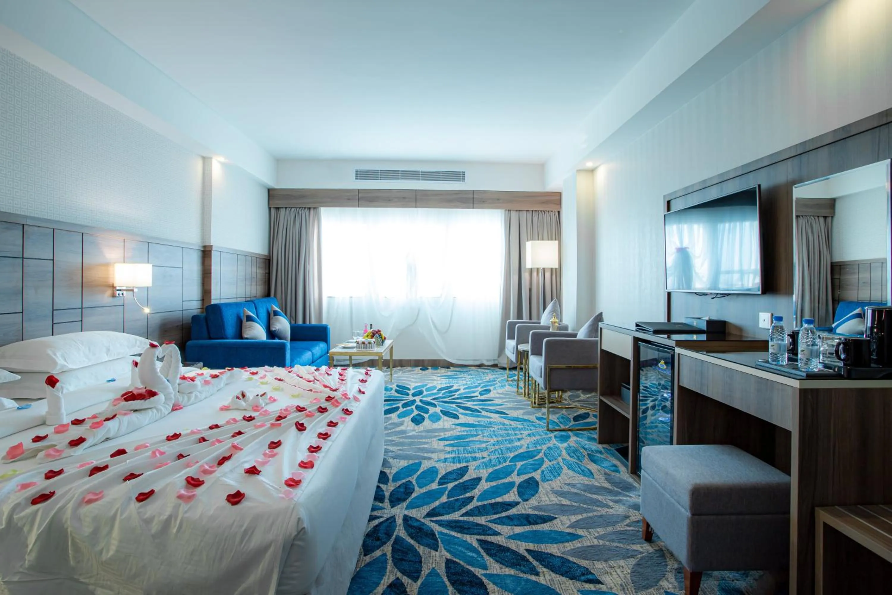 TV and multimedia, Bed in Season Star Hotel Madinah