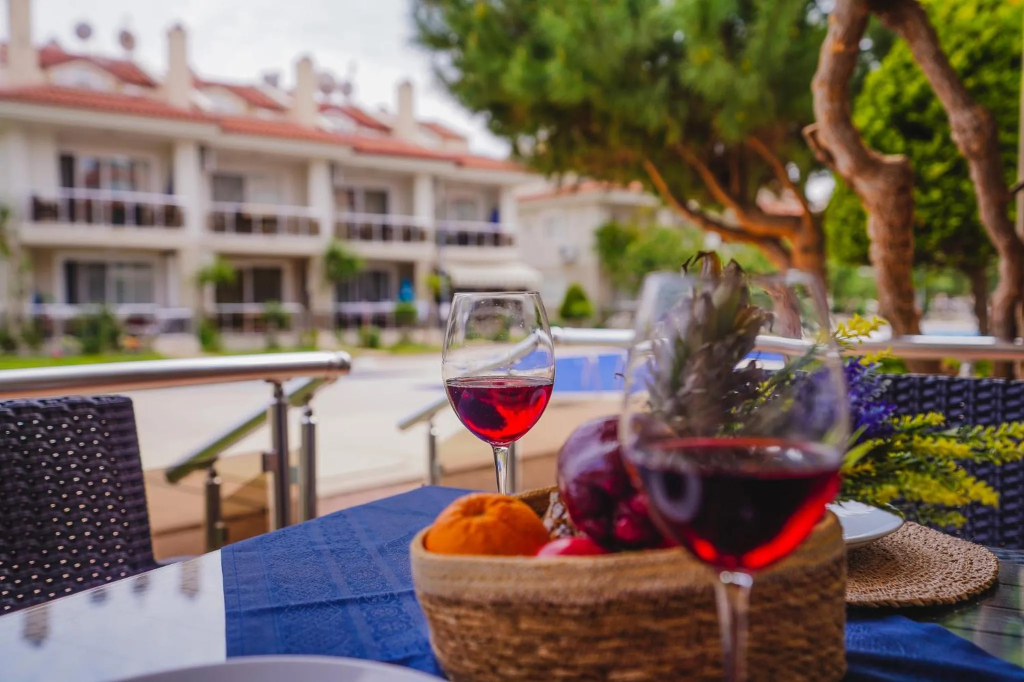 Day in Sunset Beach Resort Aqua Lettings