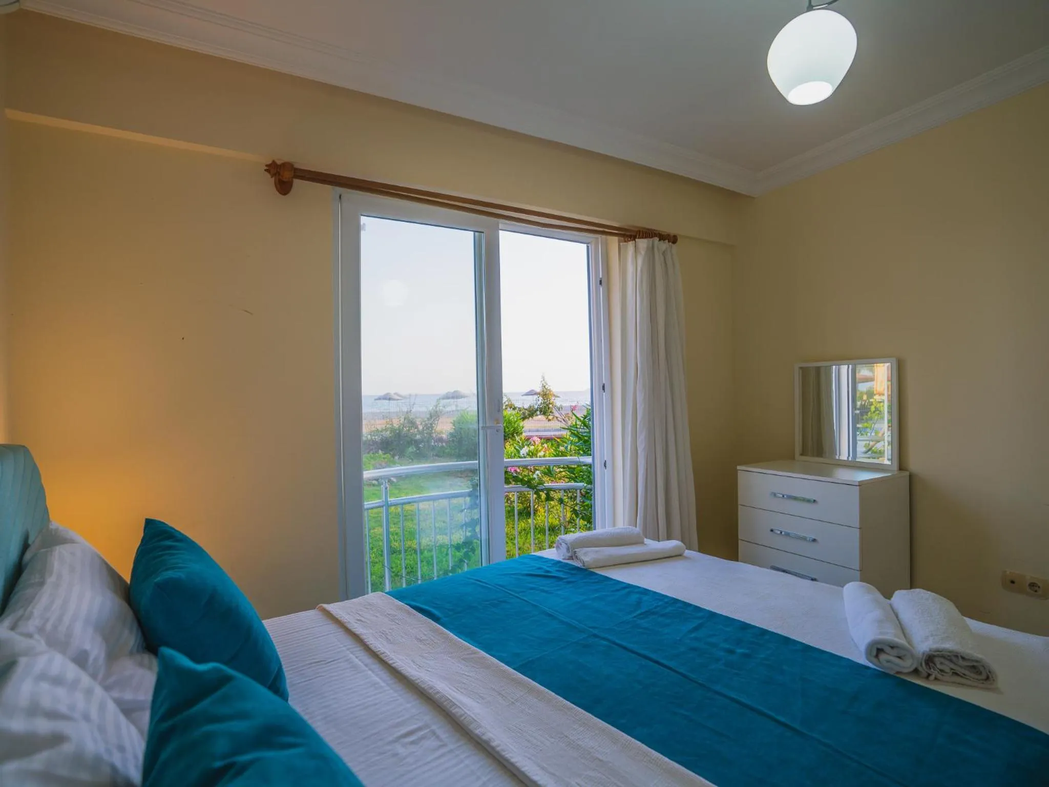 Bed in Sunset Beach Resort Aqua Lettings