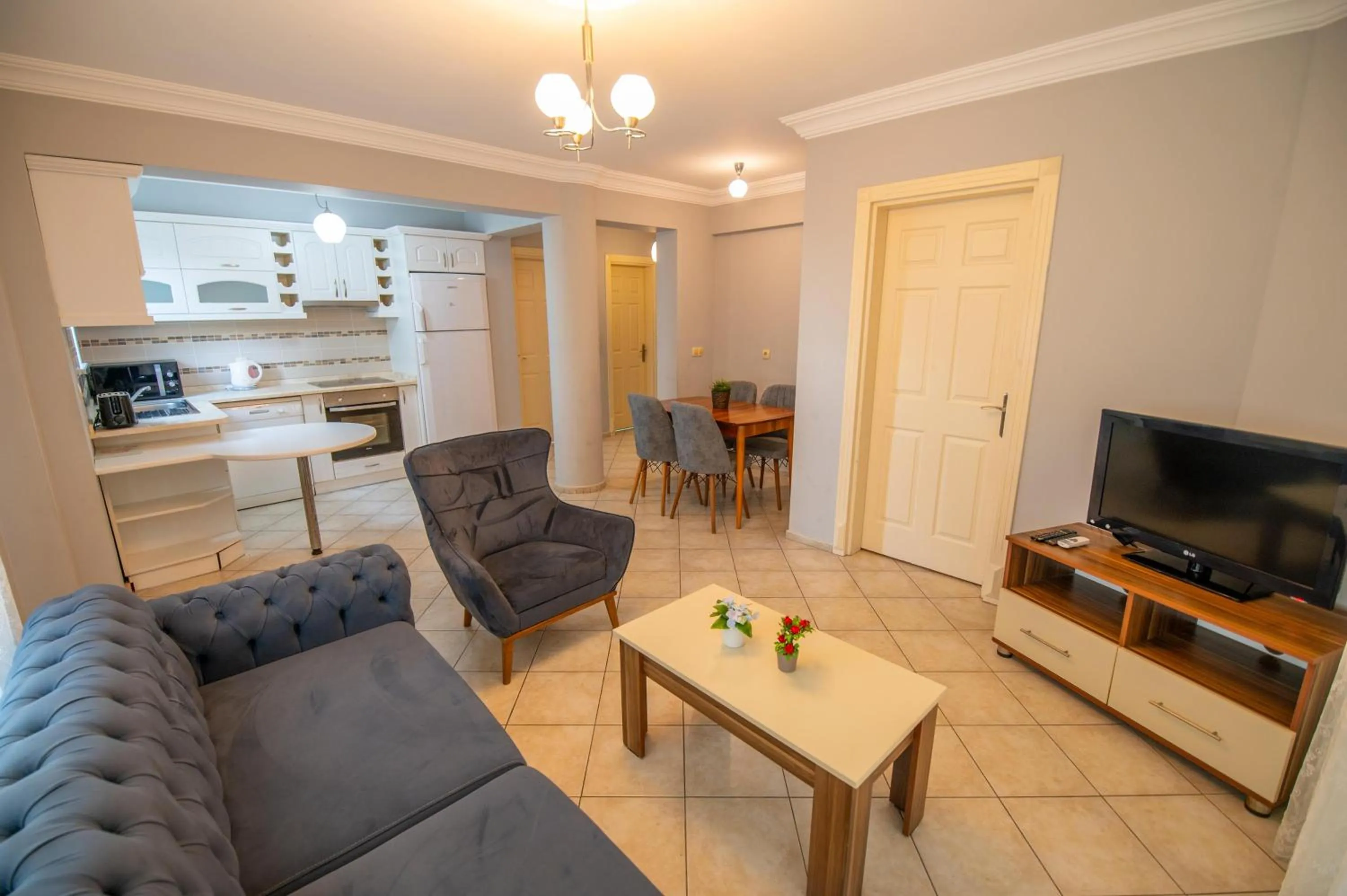 TV and multimedia in Sunset Beach Resort Aqua Lettings