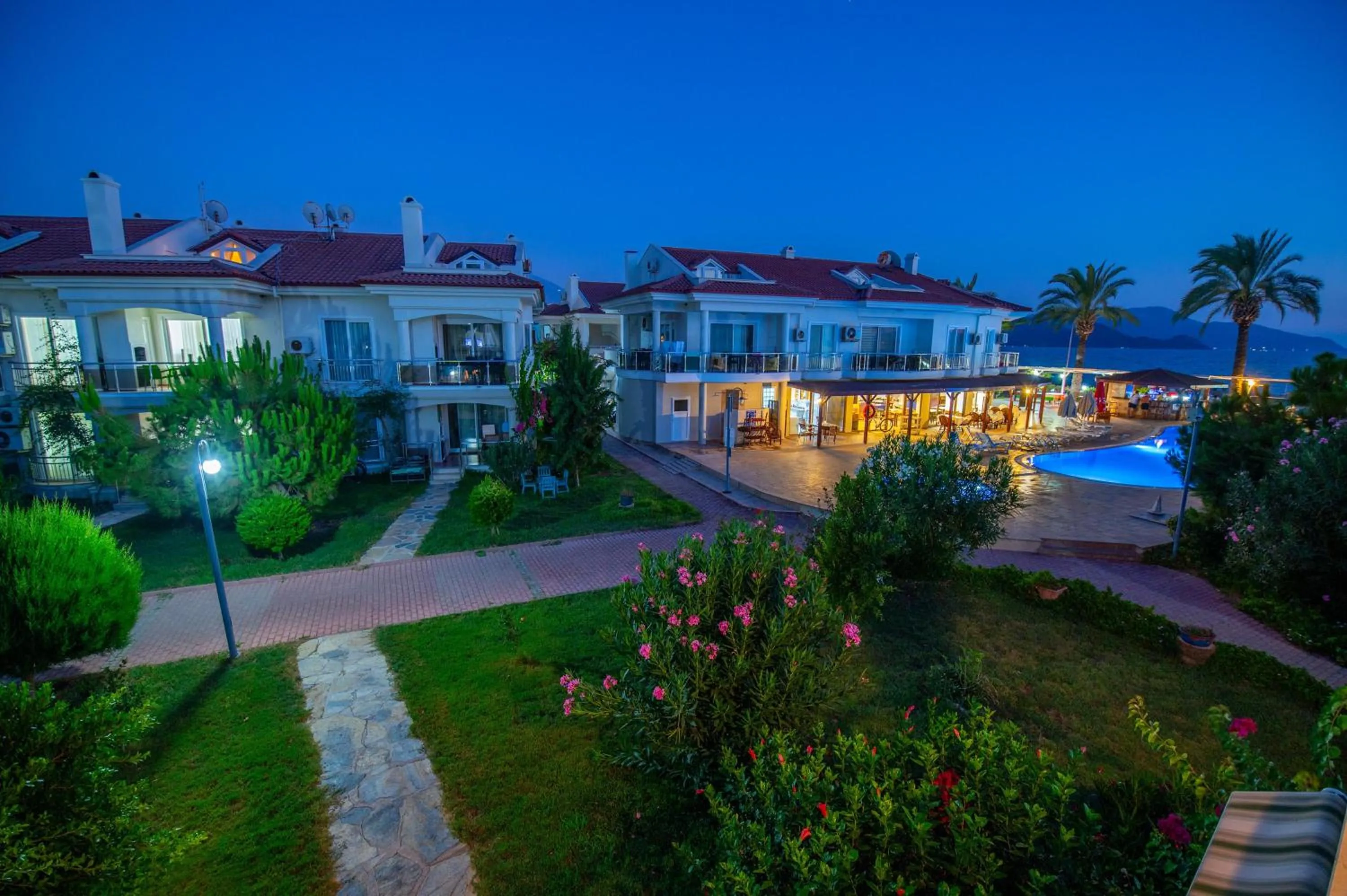 Property building in Sunset Beach Resort Aqua Lettings