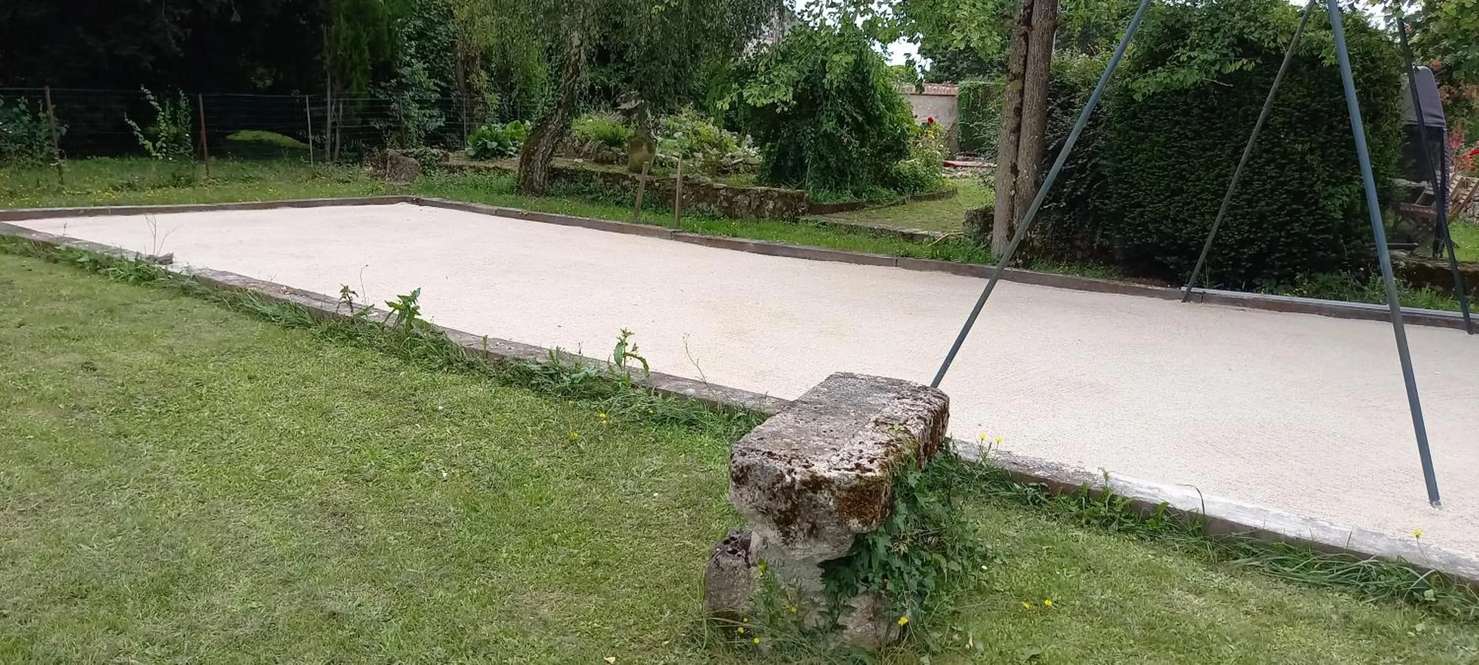 Garden in La Maison Josnes de Mady