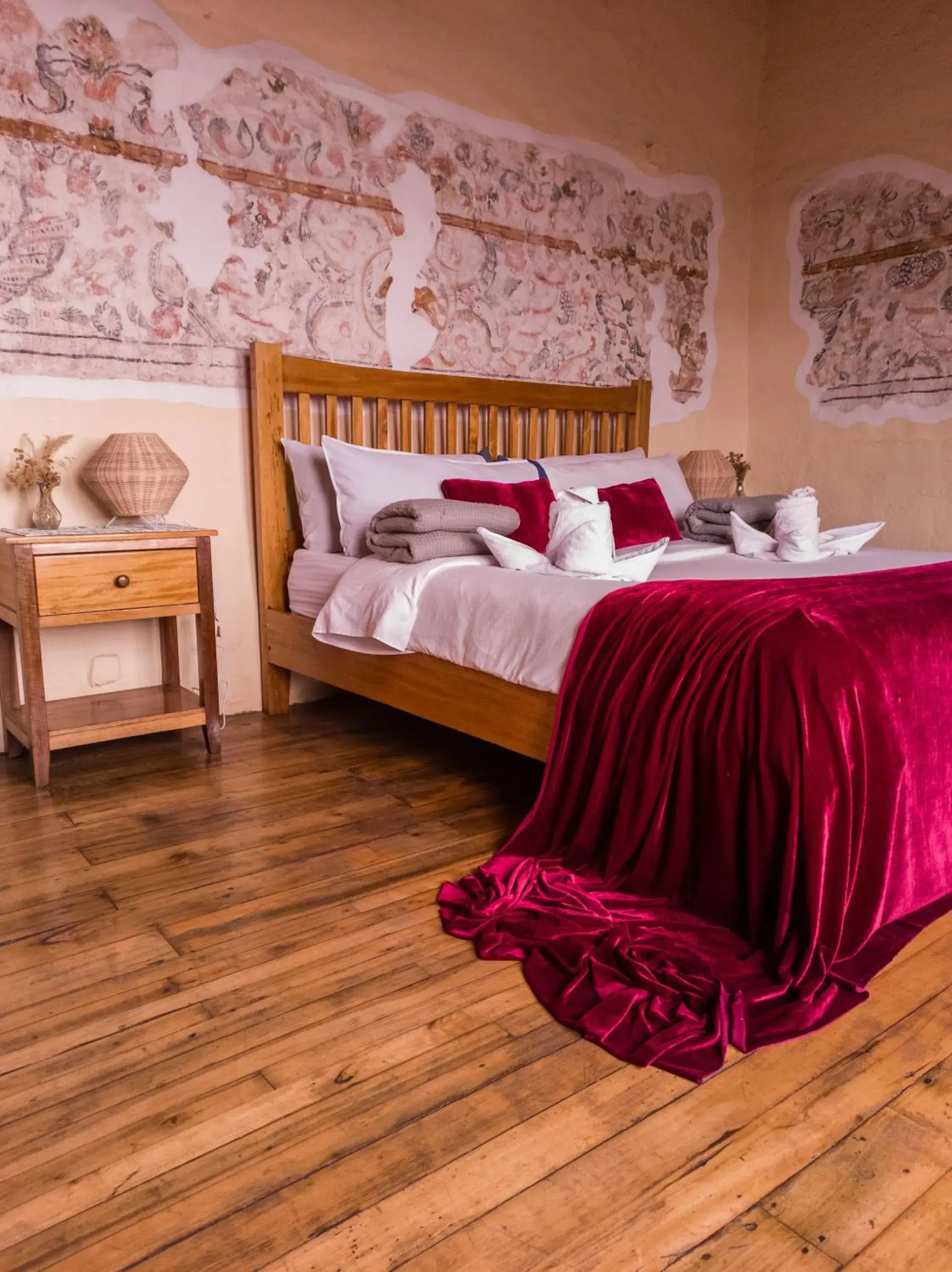 Deluxe Double Room with City View in Loki Cusco Deluxe Double Room with City View in Loki Cusco
