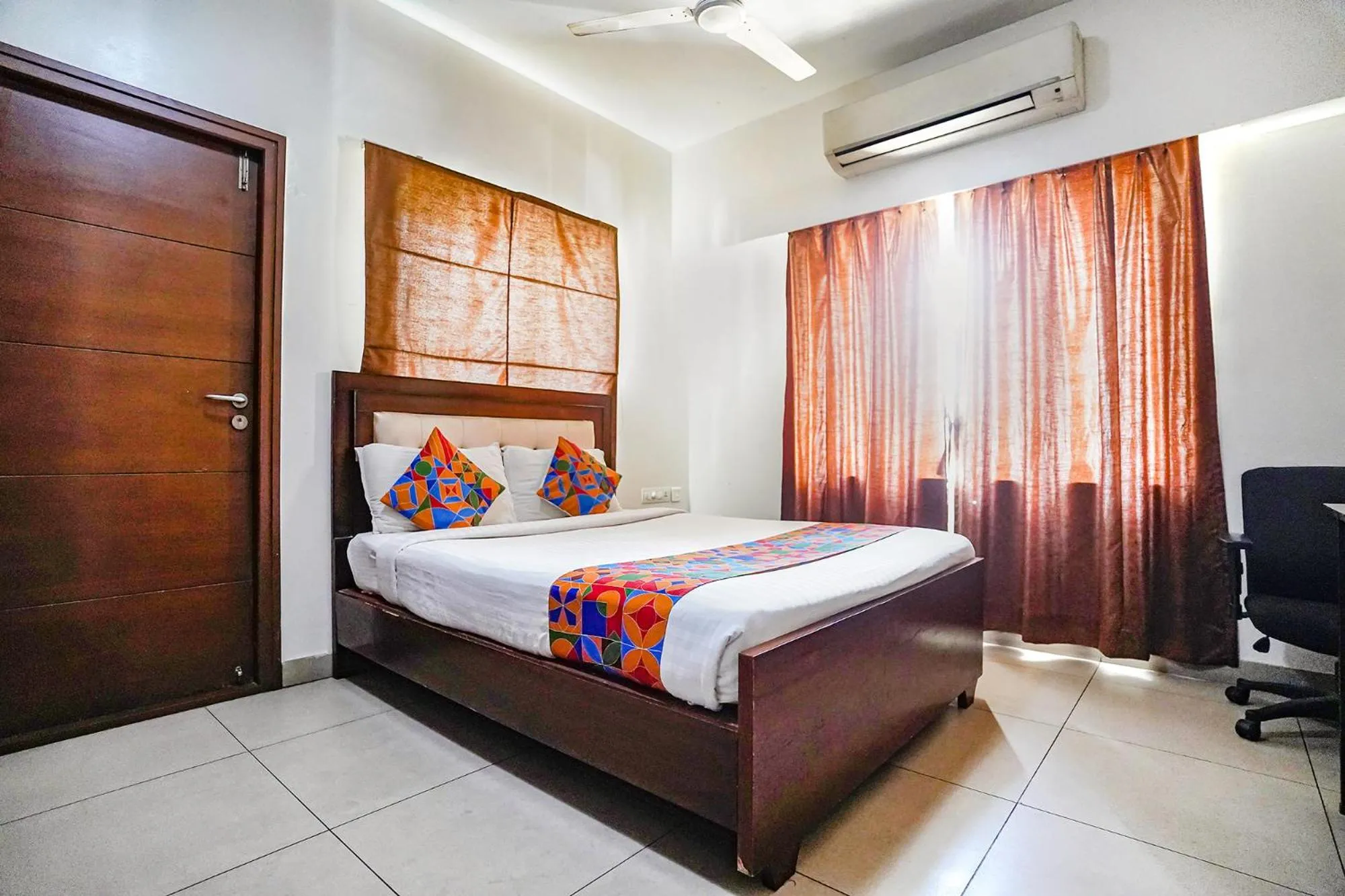 Photo of the whole room, Bed in FabHotel Home Tree Service Apartment - Nr Anna Tower