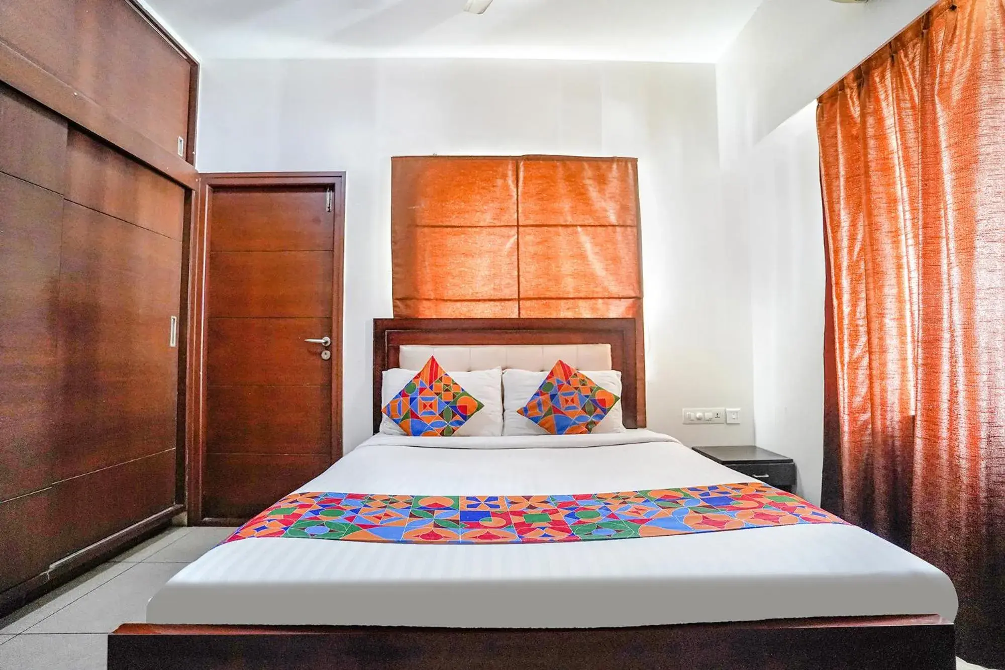 Bed in FabHotel Home Tree Service Apartment - Nr Anna Tower Bed in FabHotel Home Tree Service Apartment - Nr Anna Tower