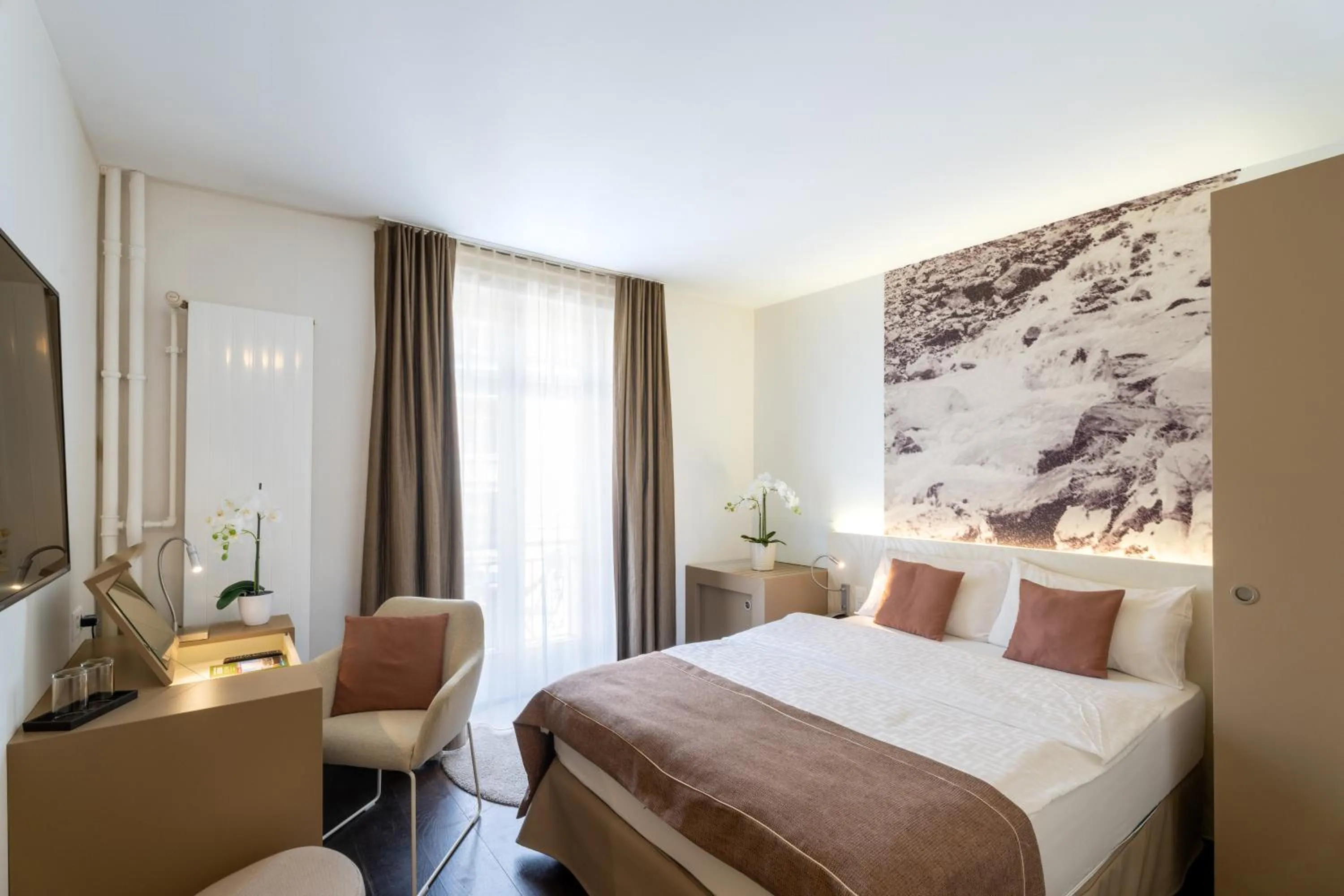 Bedroom, Bed in Cascada Boutique Hotel