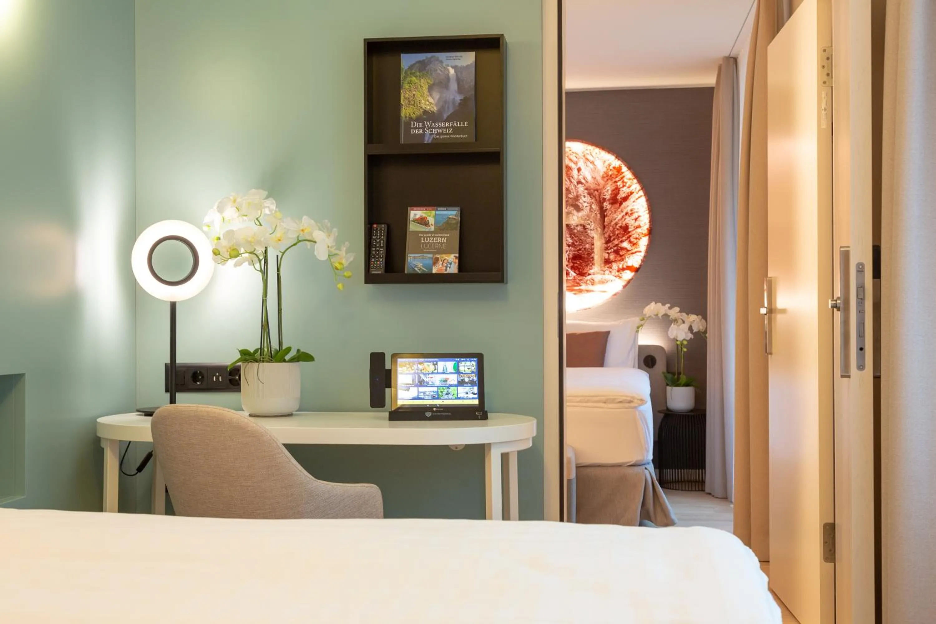 TV and multimedia, Bed in Cascada Boutique Hotel