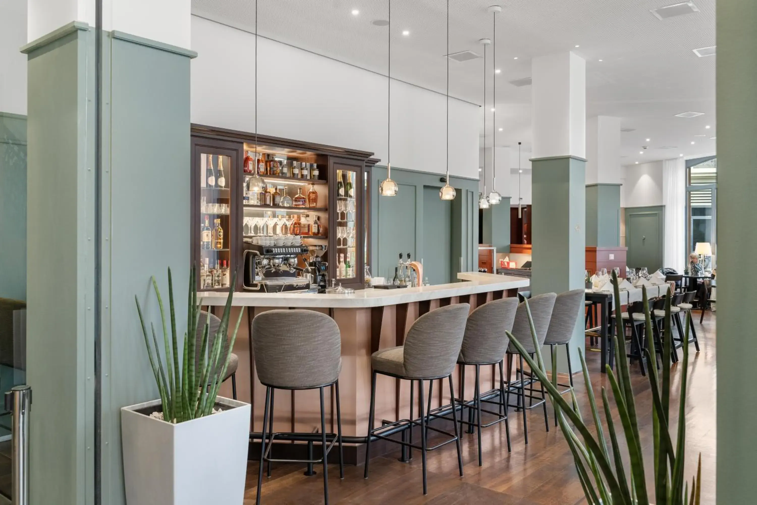 Lounge or bar in Waldstätterhof Swiss Quality Hotel Lounge or bar in Waldstätterhof Swiss Quality Hotel