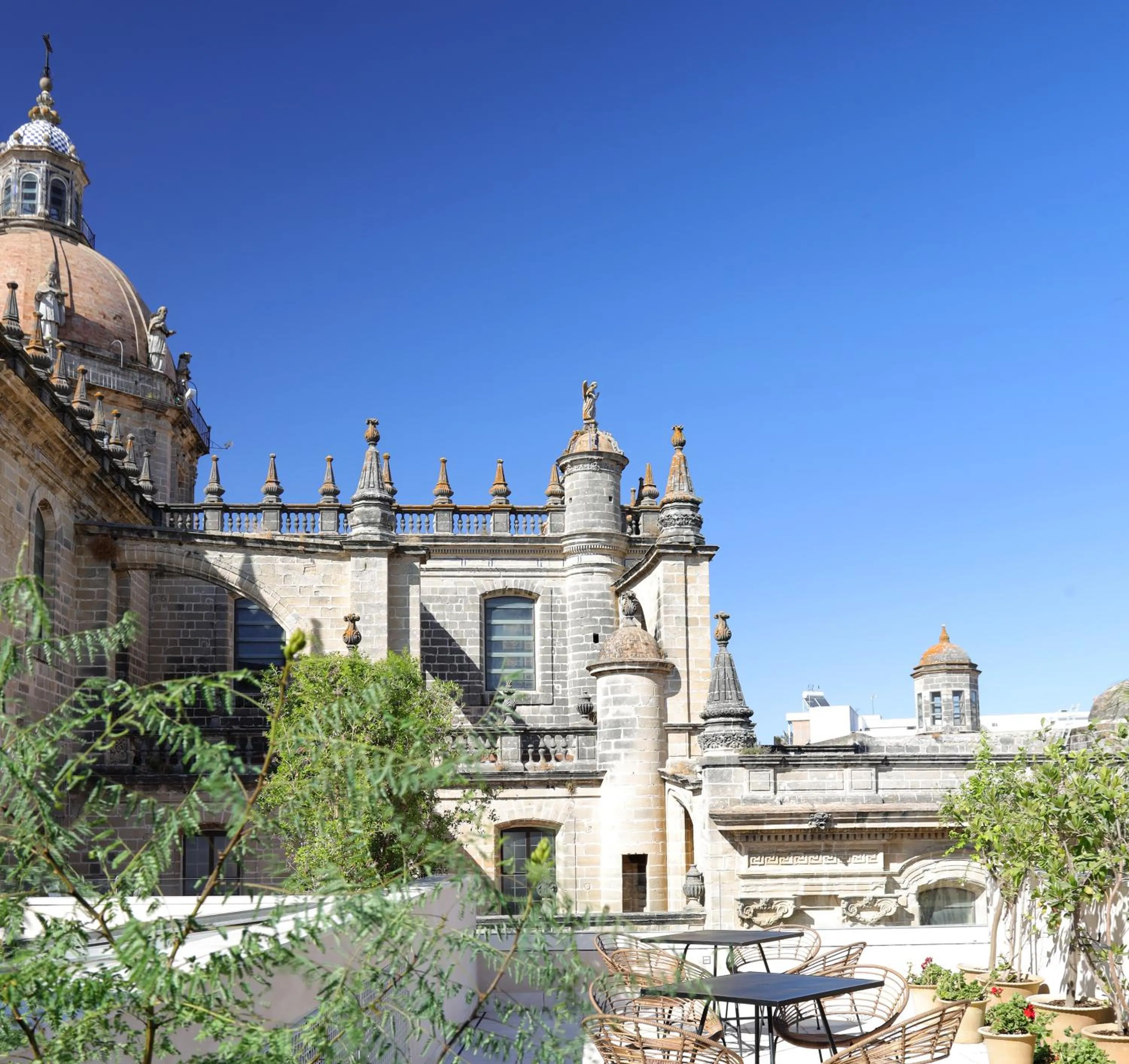 Nearby landmark in Hotel Bodega Tio Pepe