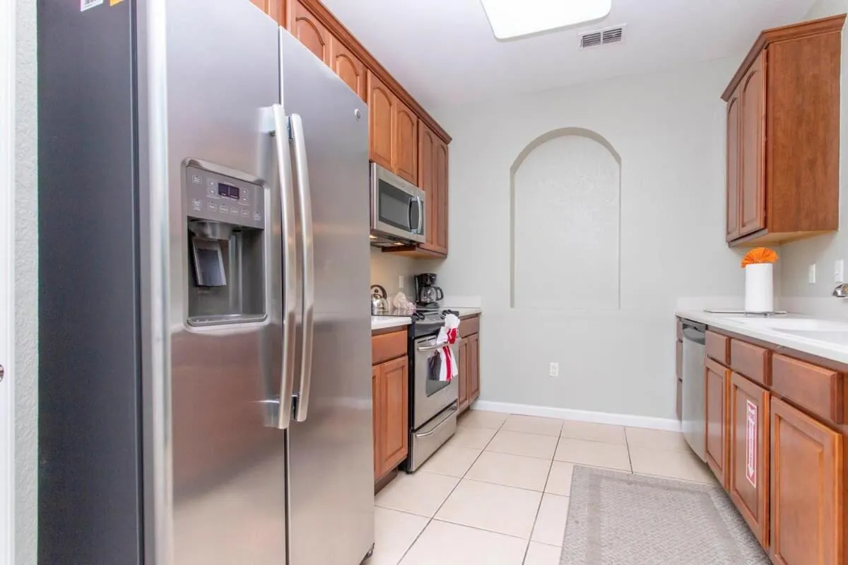 Magnificent 2 Bedroom Apartment Vista Cay Resort 107