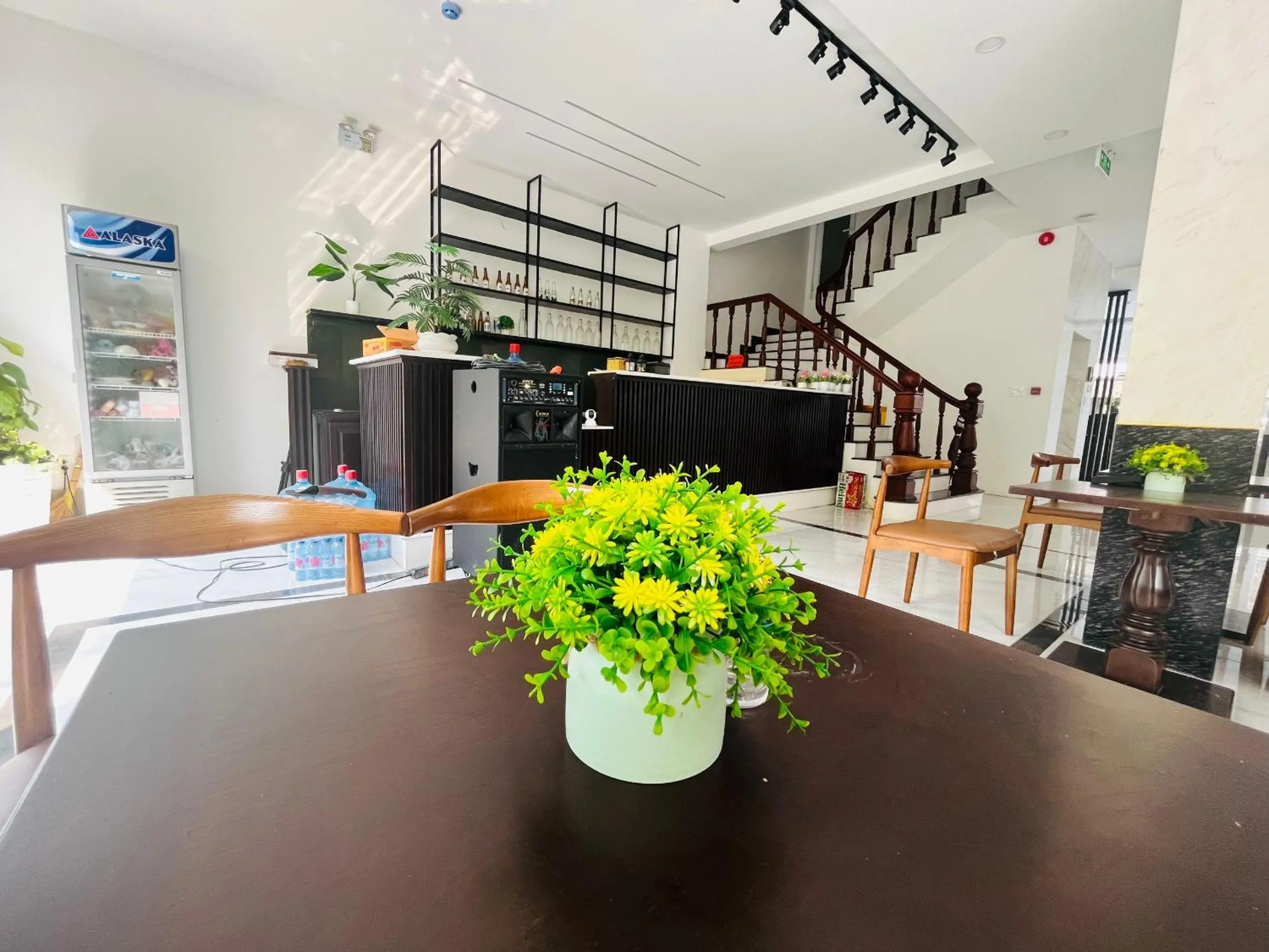 Communal lounge/ TV room in Luna Oriental