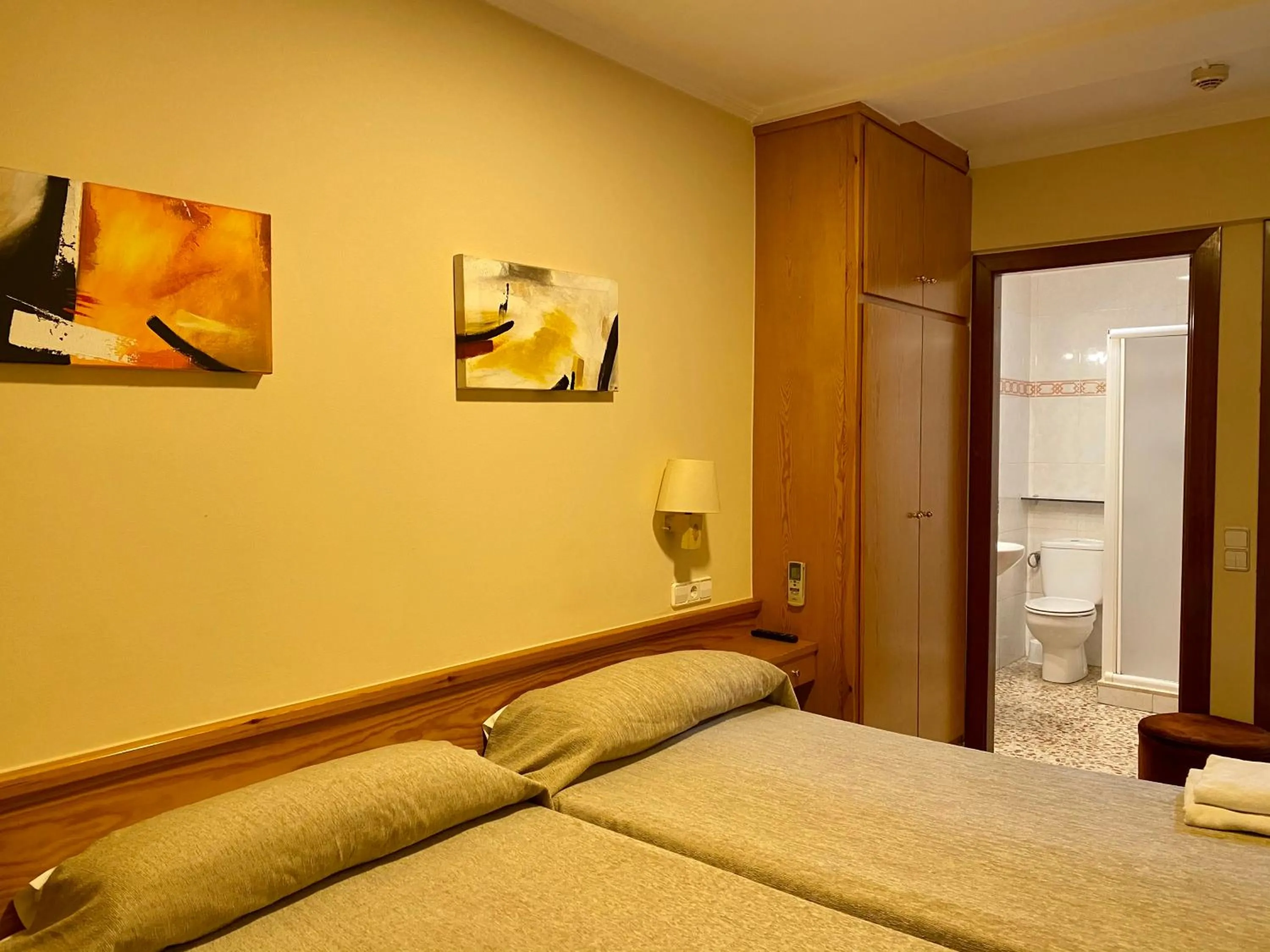 Photo of the whole room, Bed in HOSTAL GALICIA CARDEDEU