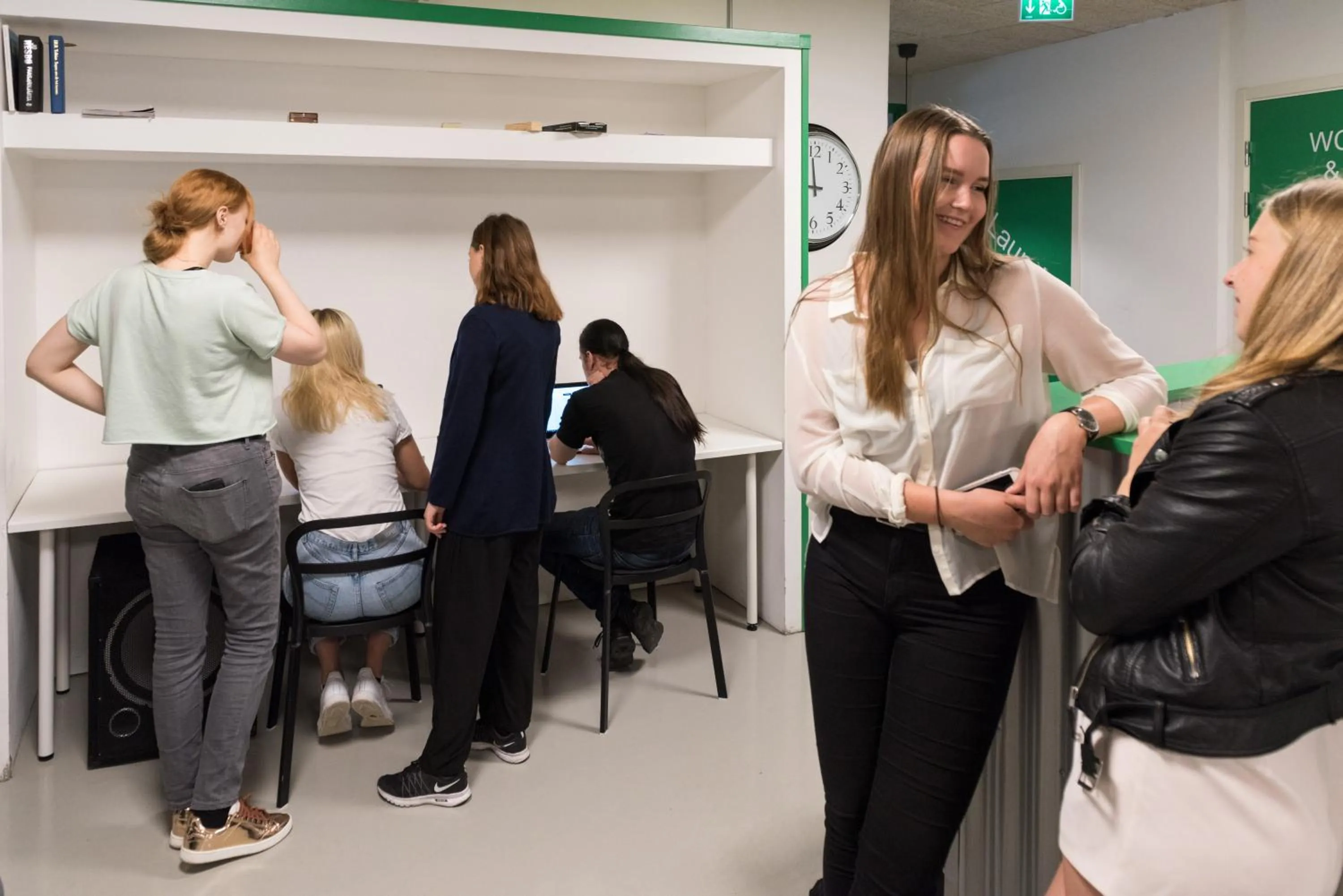 Communal lounge/ TV room in Winstrup Hostel