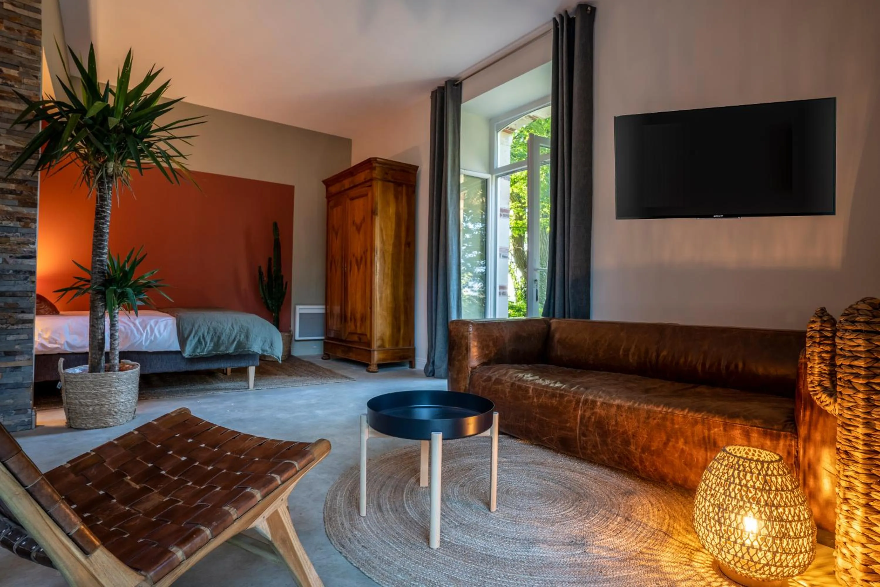 Living room, Bed in Le Château des Forges