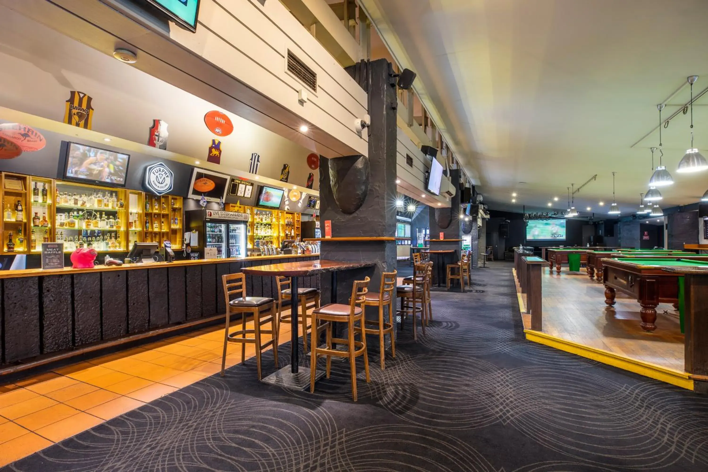 Lounge or bar in Burvale Hotel Lounge or bar in Burvale Hotel