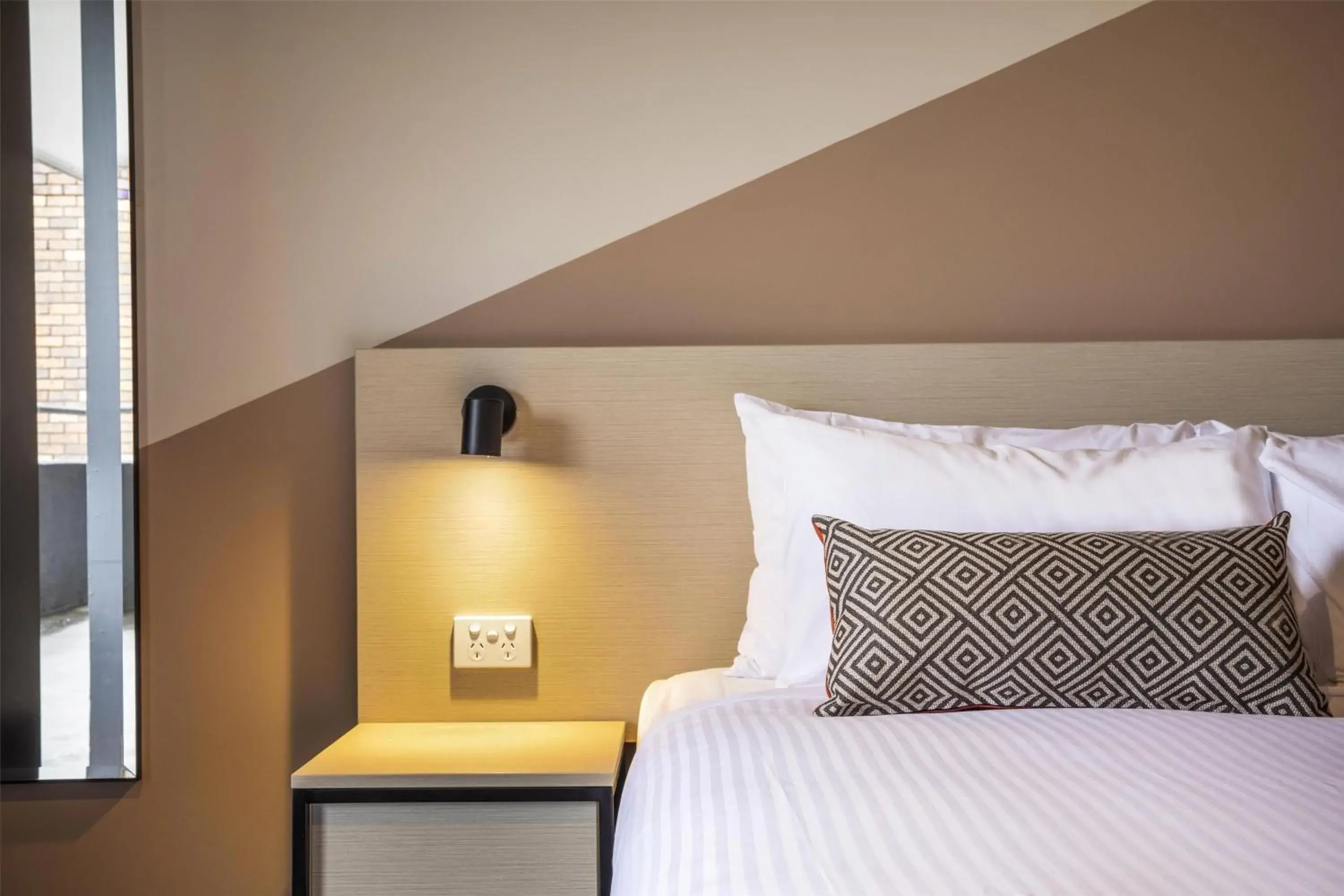 Triple Room in Nightcap at Manhattan Hotel Triple Room in Nightcap at Manhattan Hotel