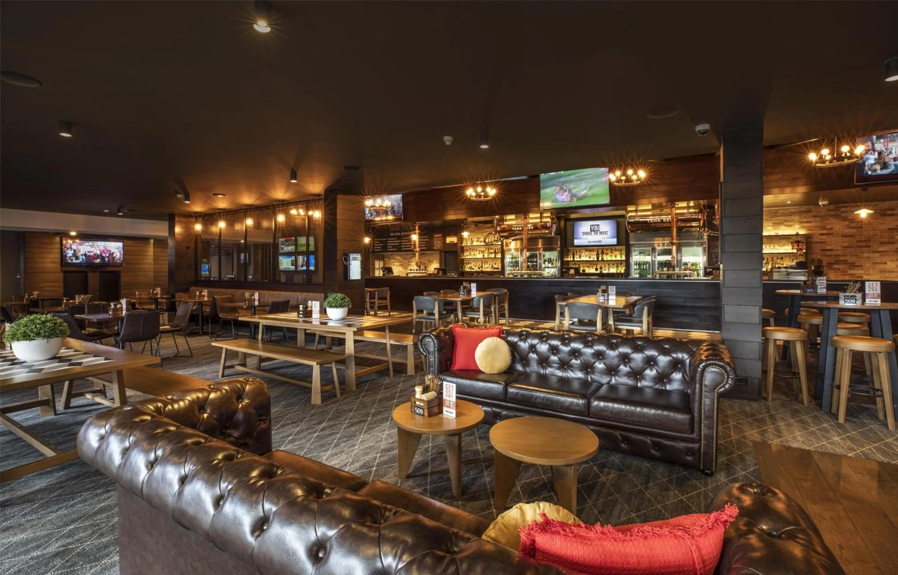 Lounge or bar in Nightcap at Manhattan Hotel