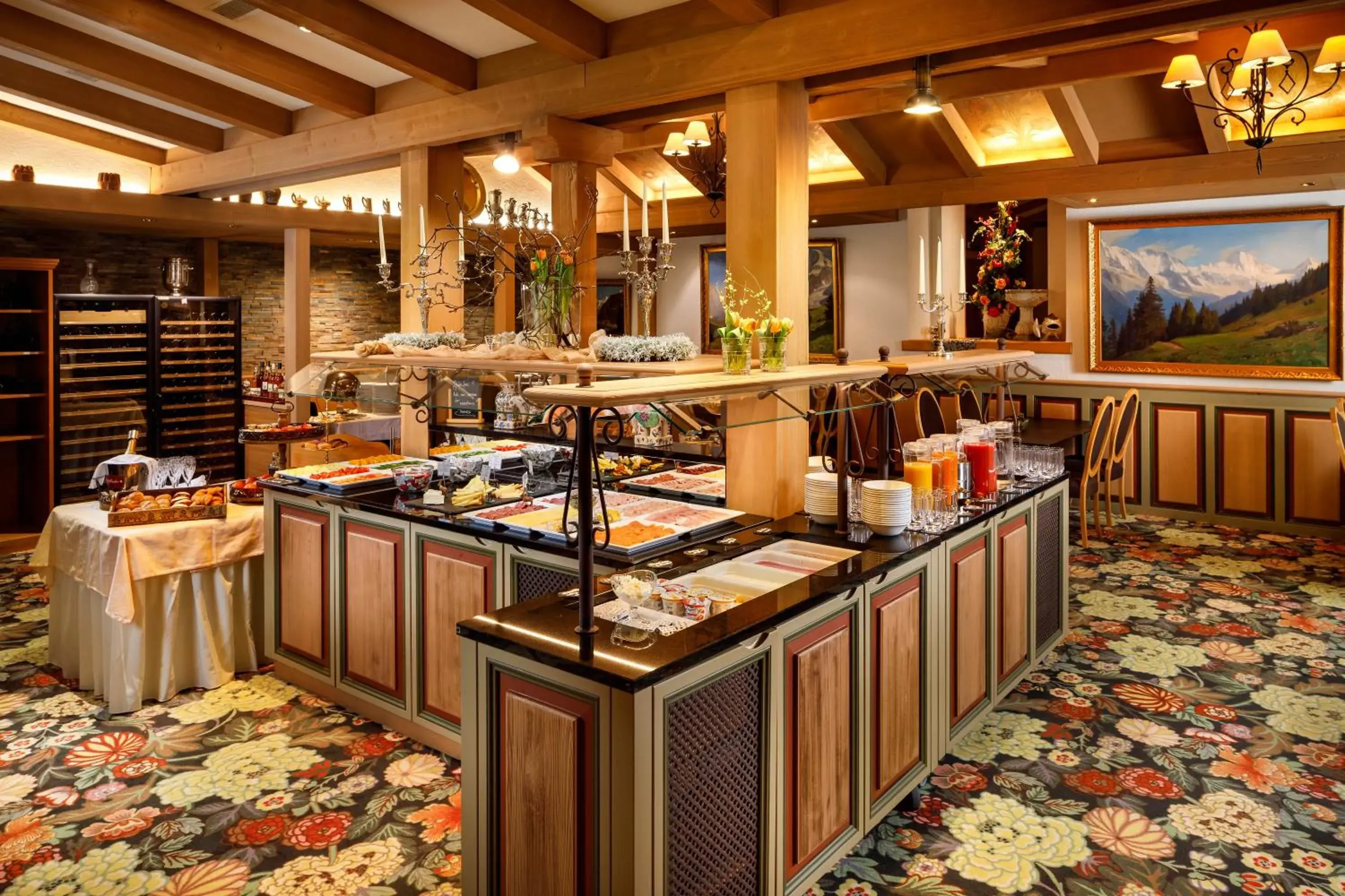 Restaurant/places to eat in Eiger Mürren Swiss Quality Hotel Restaurant/places to eat in Eiger Mürren Swiss Quality Hotel