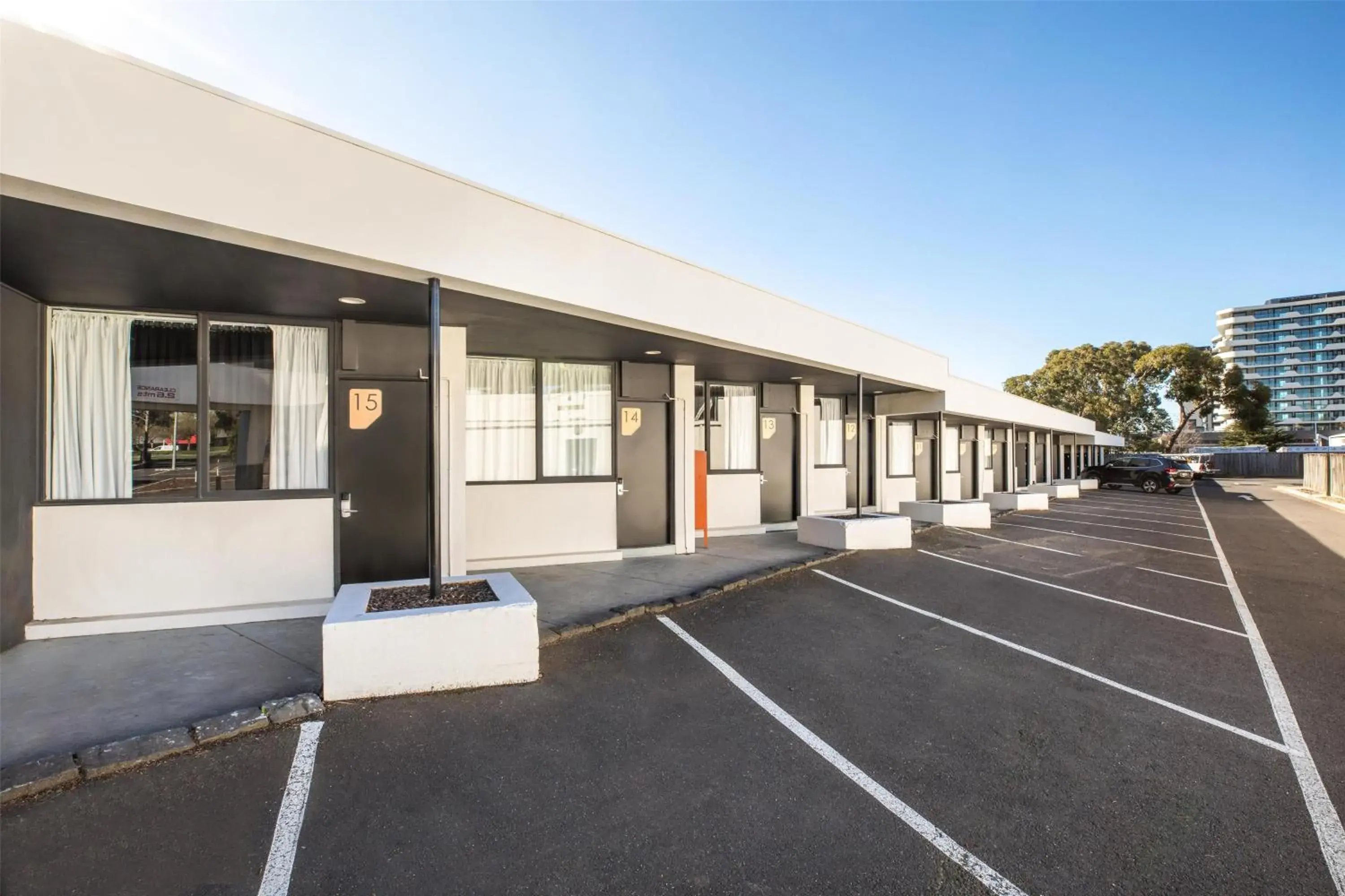 Property building in Nightcap at Monash Hotel Property building in Nightcap at Monash Hotel