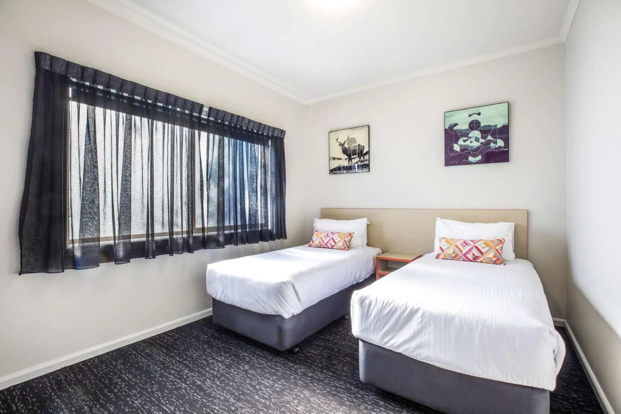 Bedroom, Bed in Nightcap at Monash Hotel