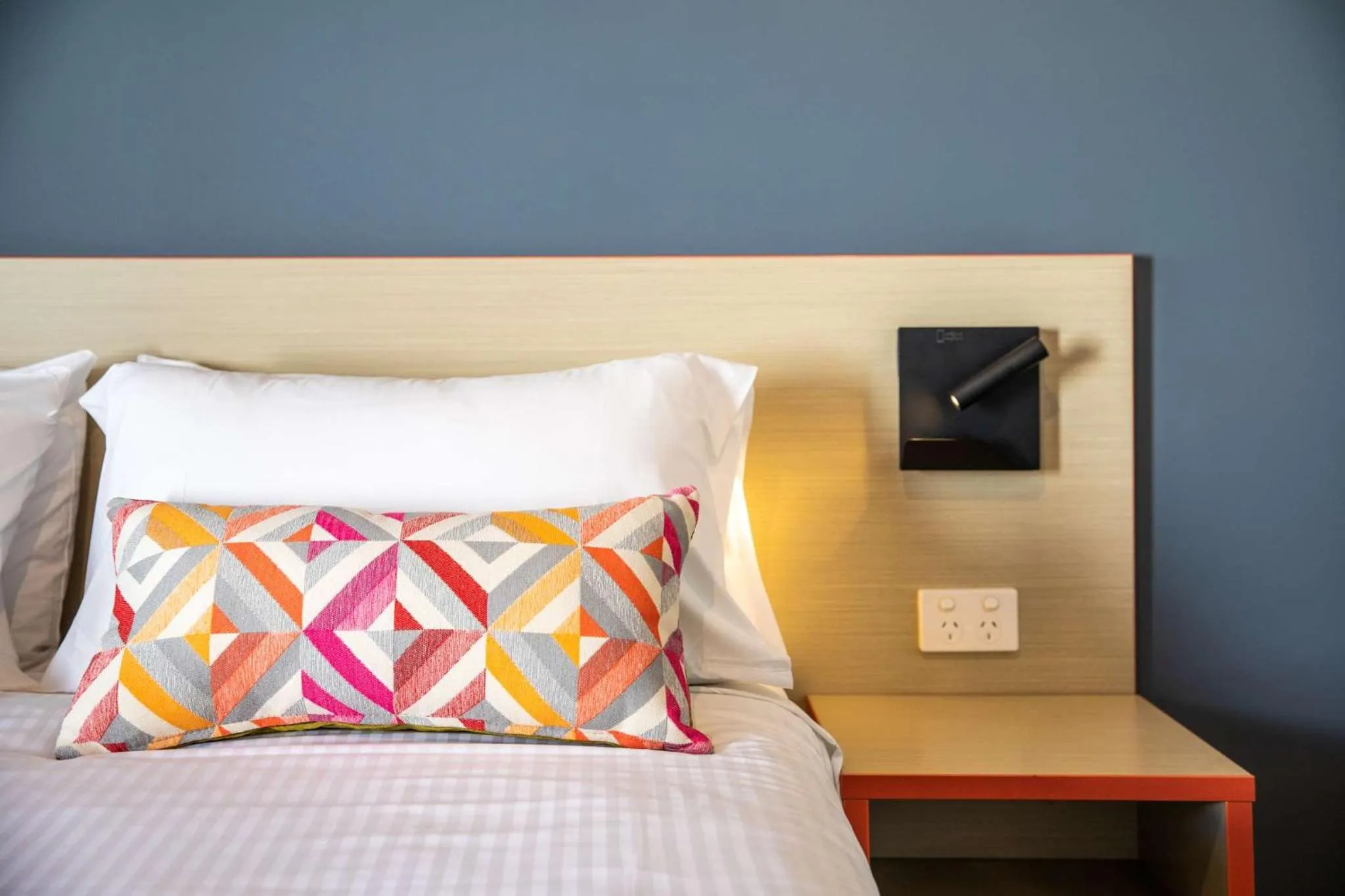 Bedroom, Bed in Nightcap at Monash Hotel