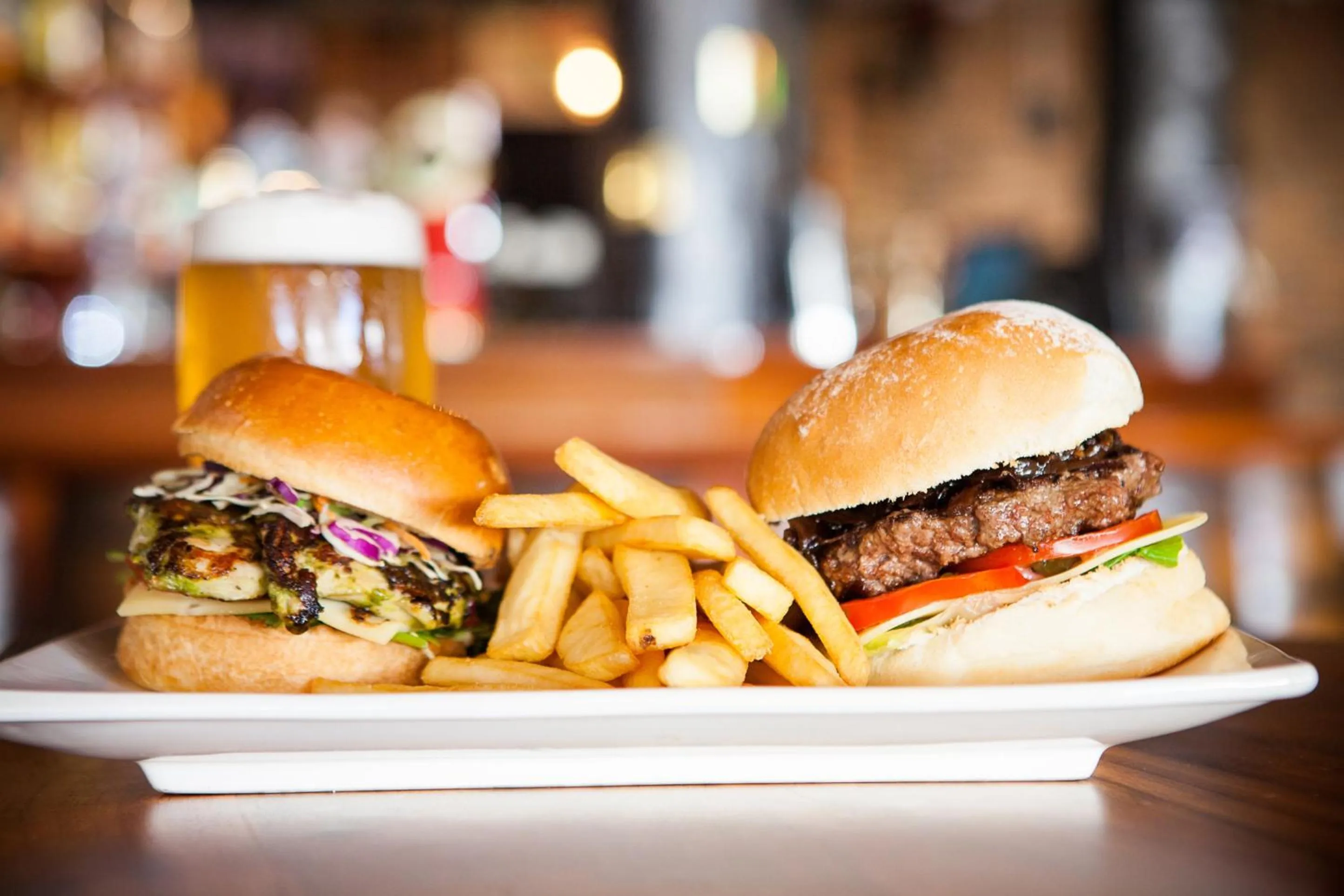 Food and drinks in Nightcap at Morwell Hotel