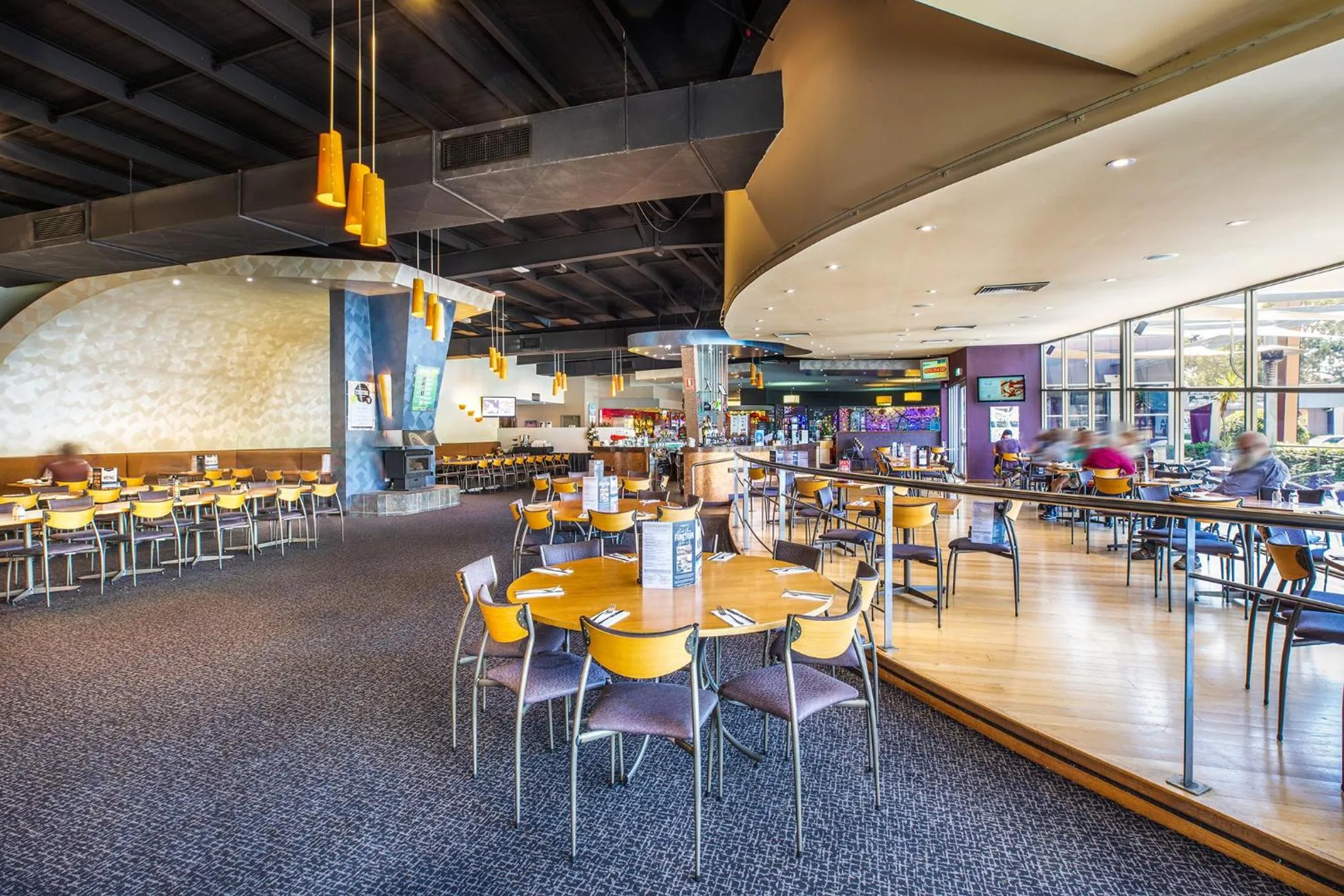 Restaurant/places to eat in Nightcap at Sandown Park Hotel