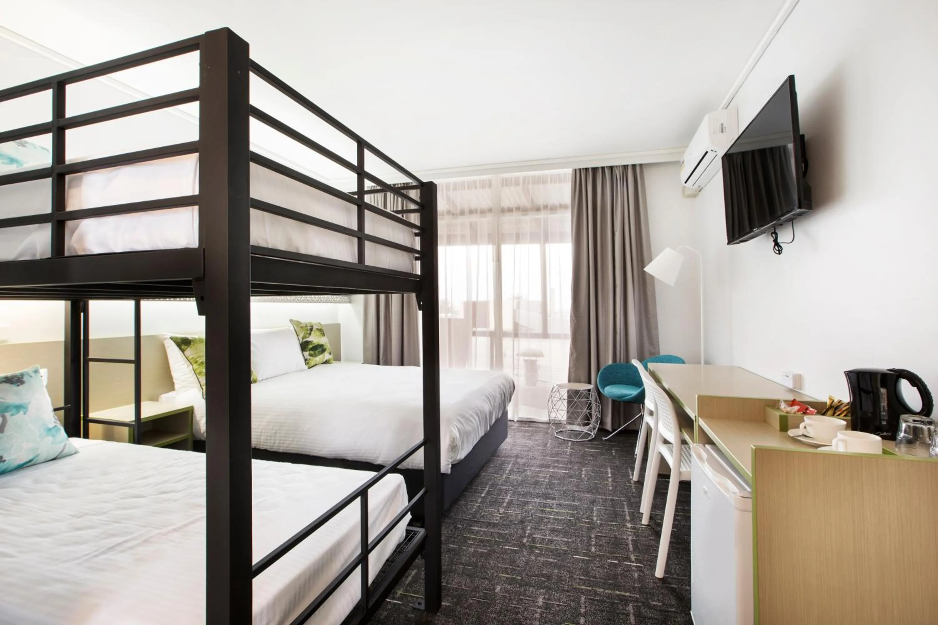 Bed in Nightcap at Sandringham Hotel