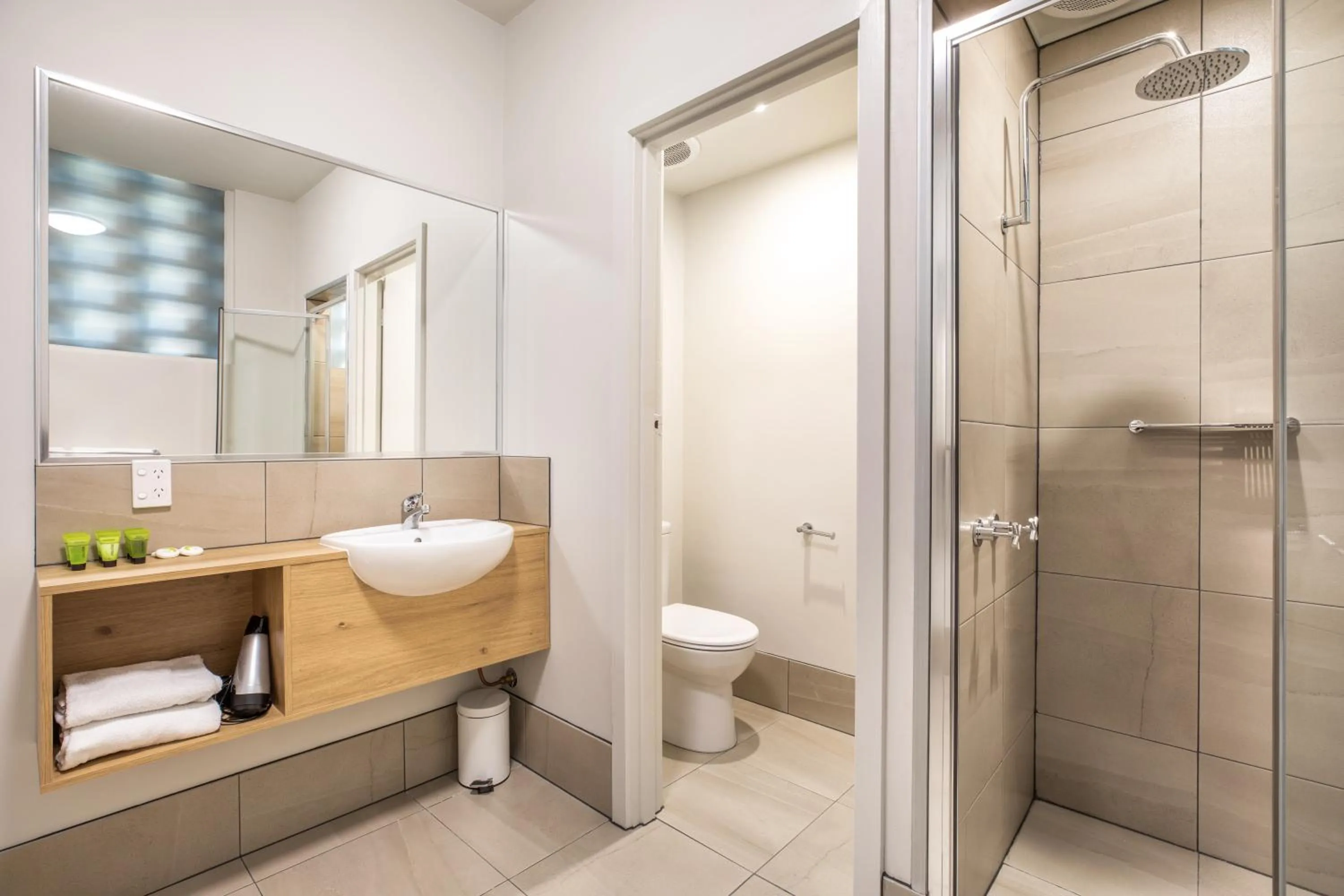 Bathroom in Nightcap at Seaford Hotel