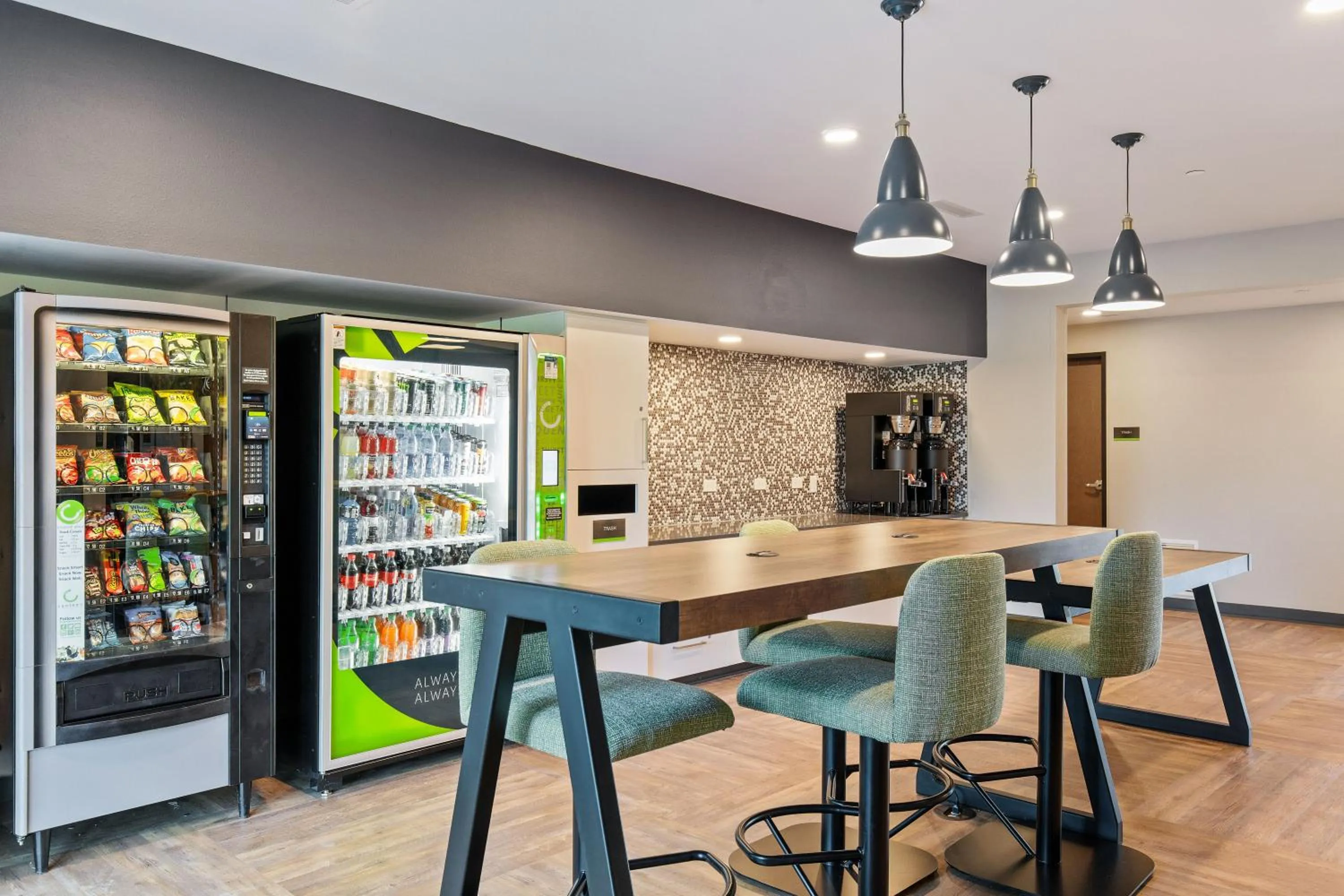 Food and drinks in Extended Stay America Premier Suites - Tampa - Fairgrounds - Casino