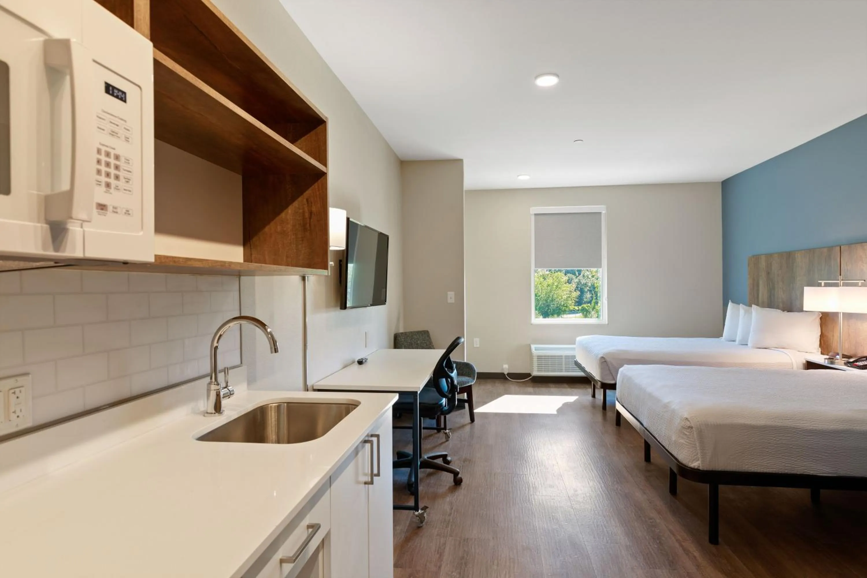 Photo of the whole room, Bed in Extended Stay America Premier Suites - Tampa - Fairgrounds - Casino