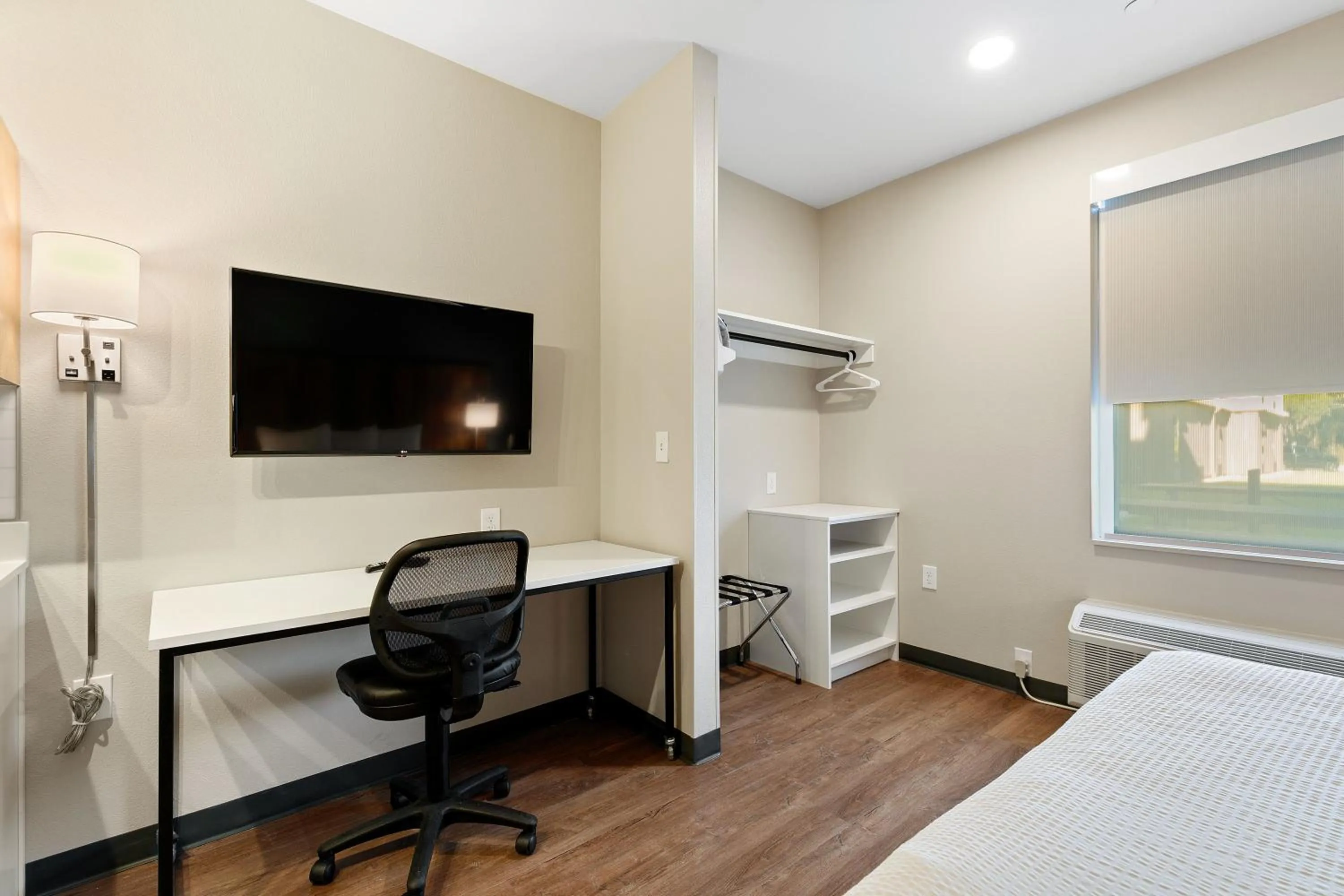 Bed in Extended Stay America Premier Suites - Tampa - Fairgrounds - Casino