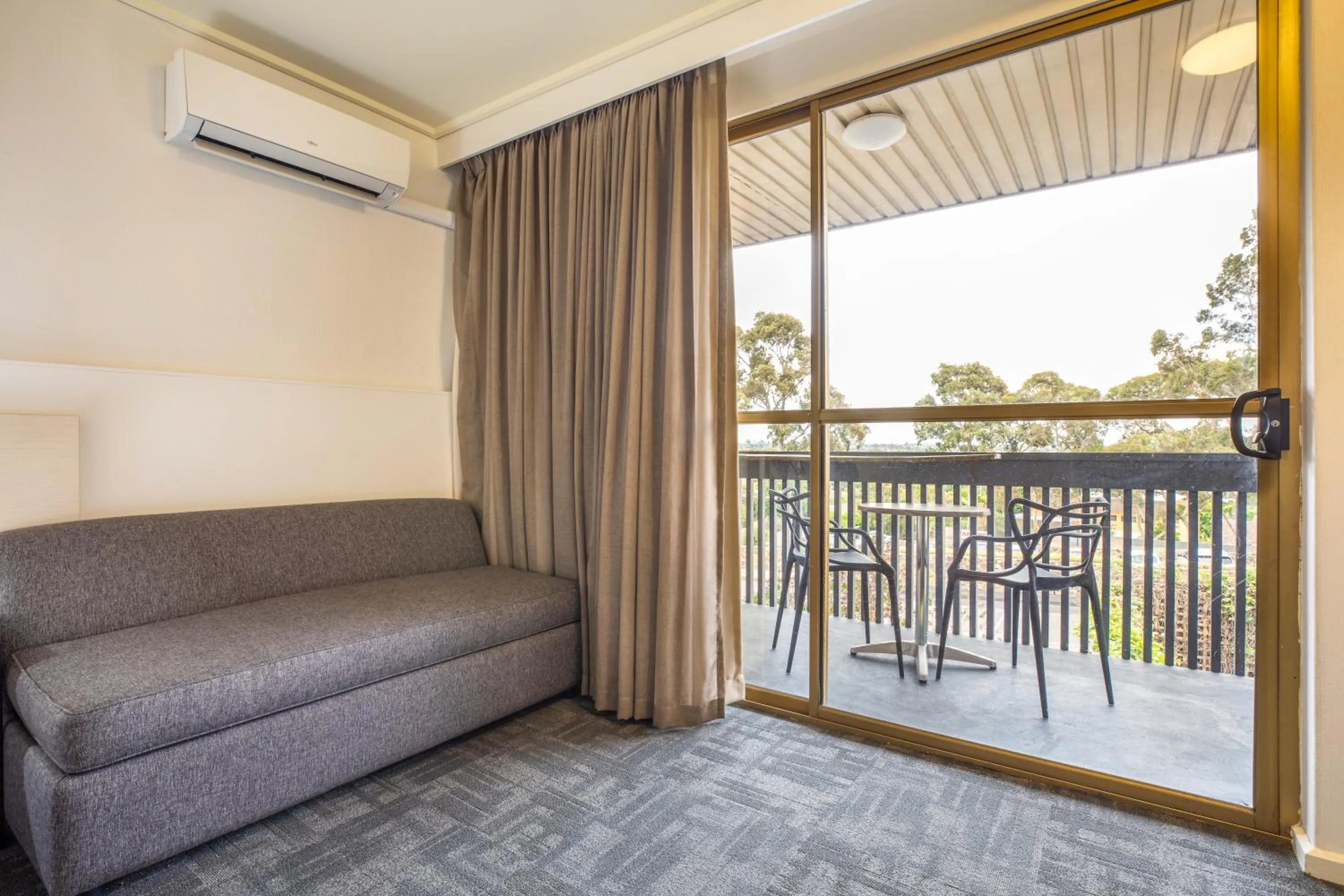 Balcony/Terrace in Nightcap at Shoppingtown Hotel