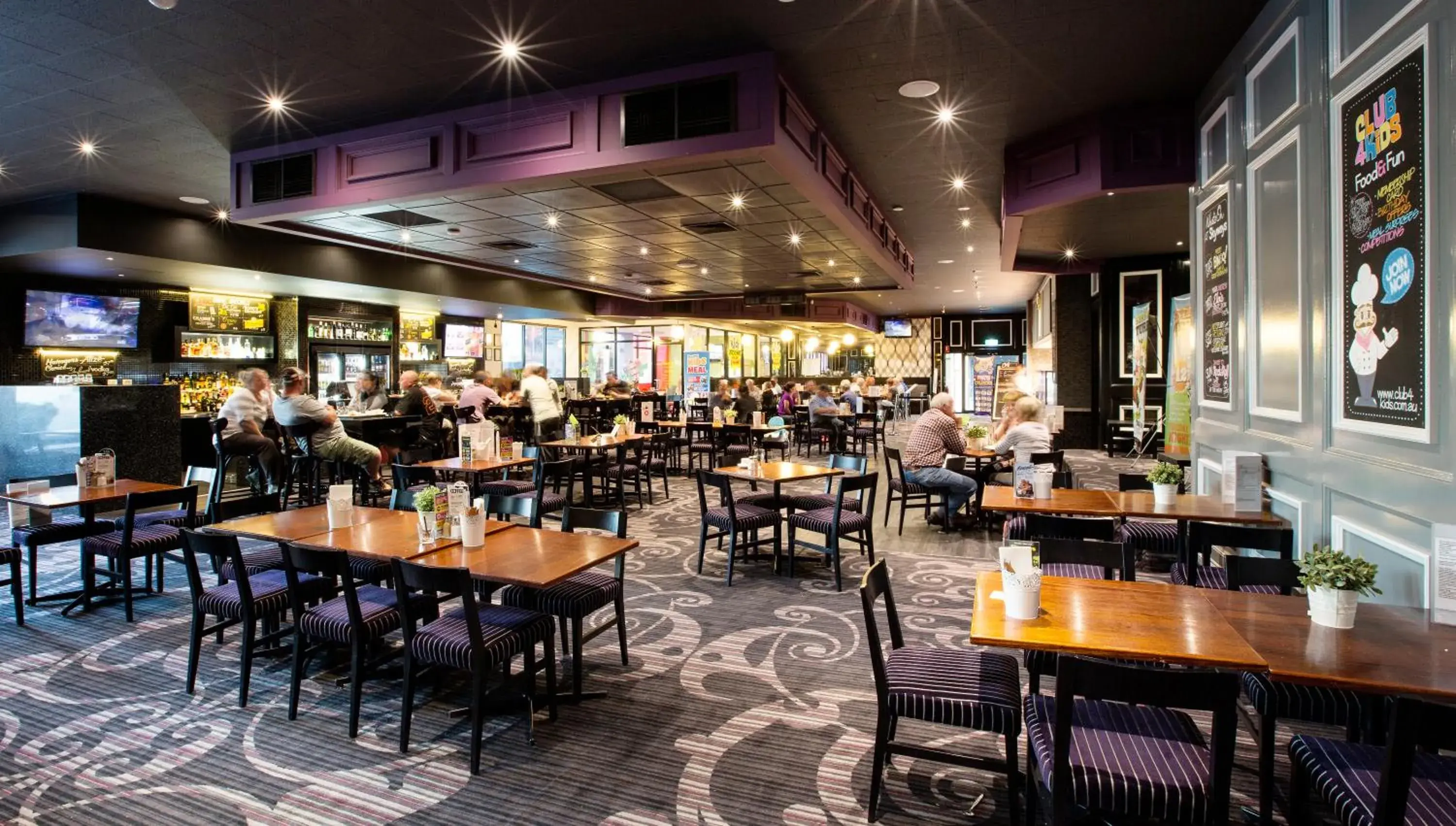 Restaurant/places to eat in Nightcap at Skyways Hotel Restaurant/places to eat in Nightcap at Skyways Hotel