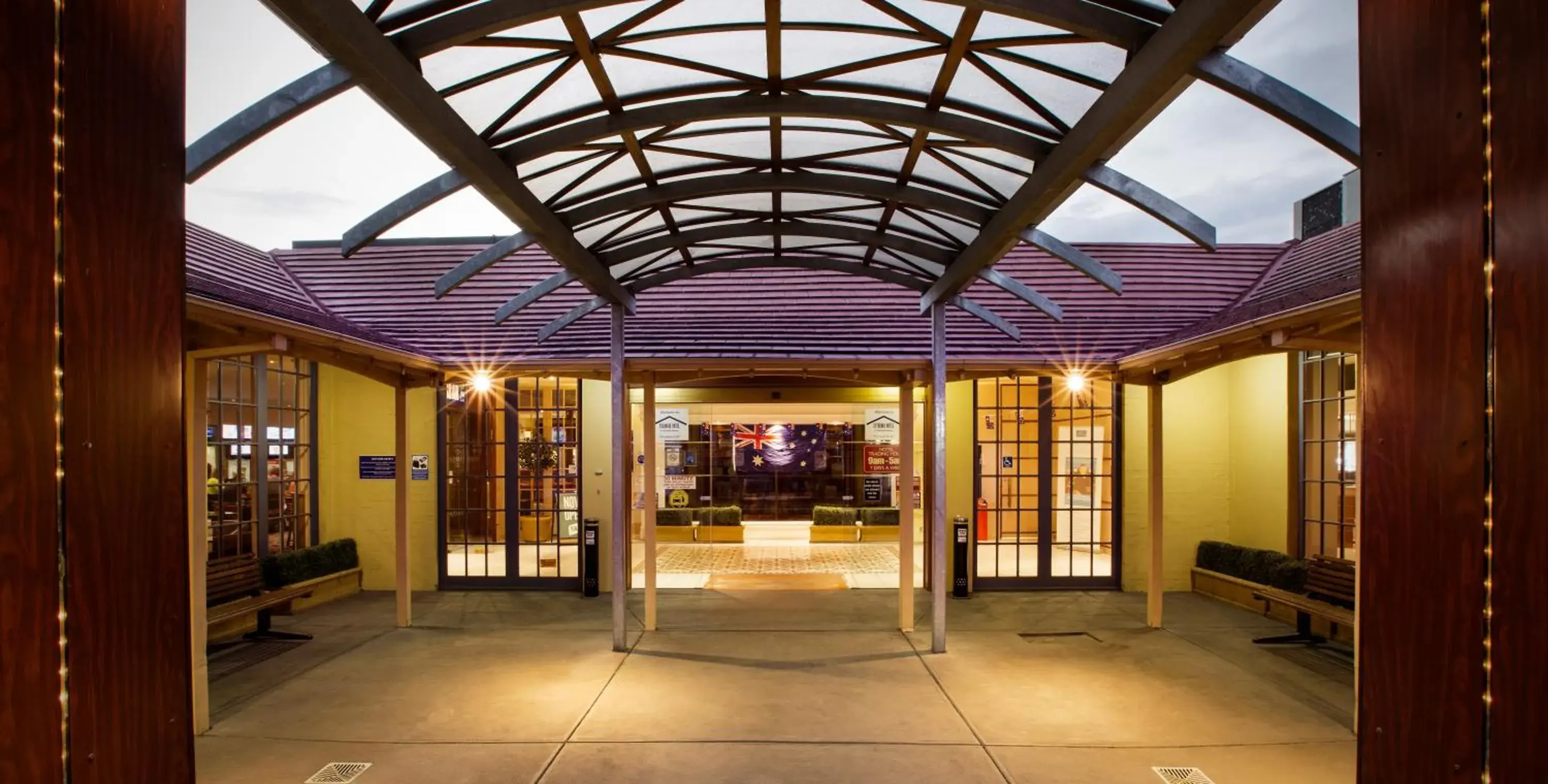 Facade/entrance in Nightcap at Sylvania Hotel Facade/entrance in Nightcap at Sylvania Hotel