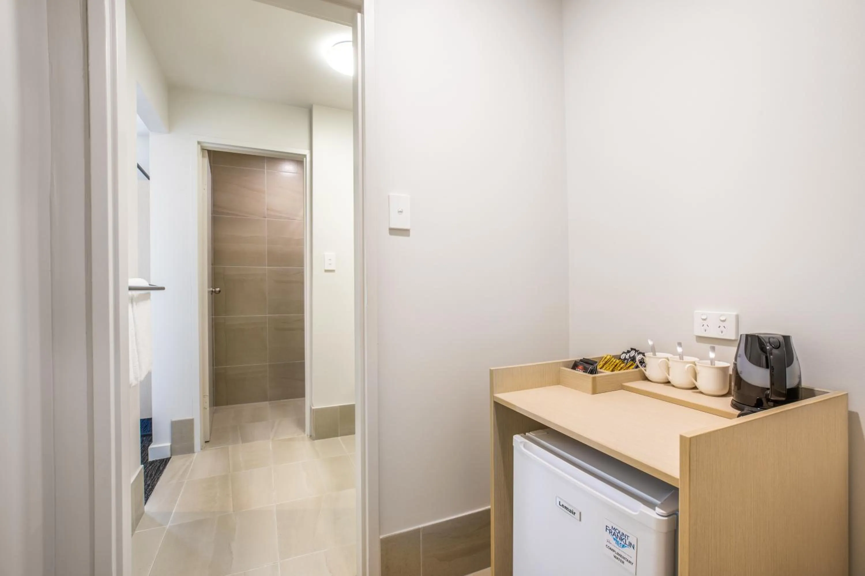 Coffee/tea facilities in Nightcap at Westside Hotel