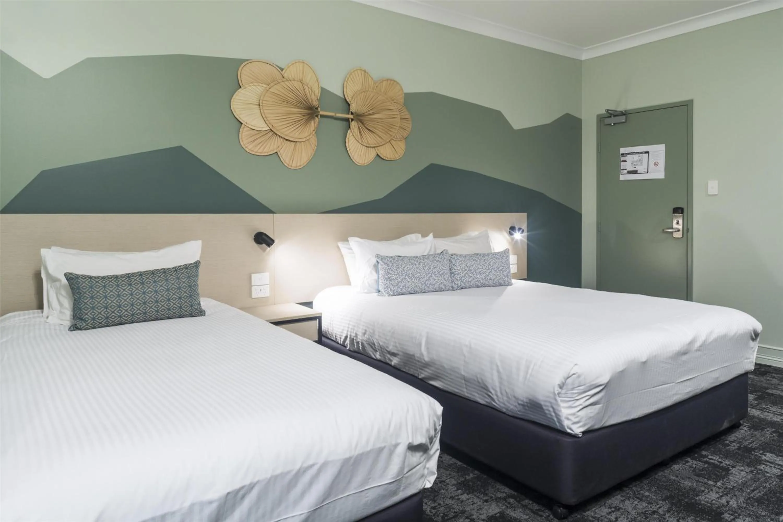 Bedroom, Bed in Nightcap at Atherton Hotel