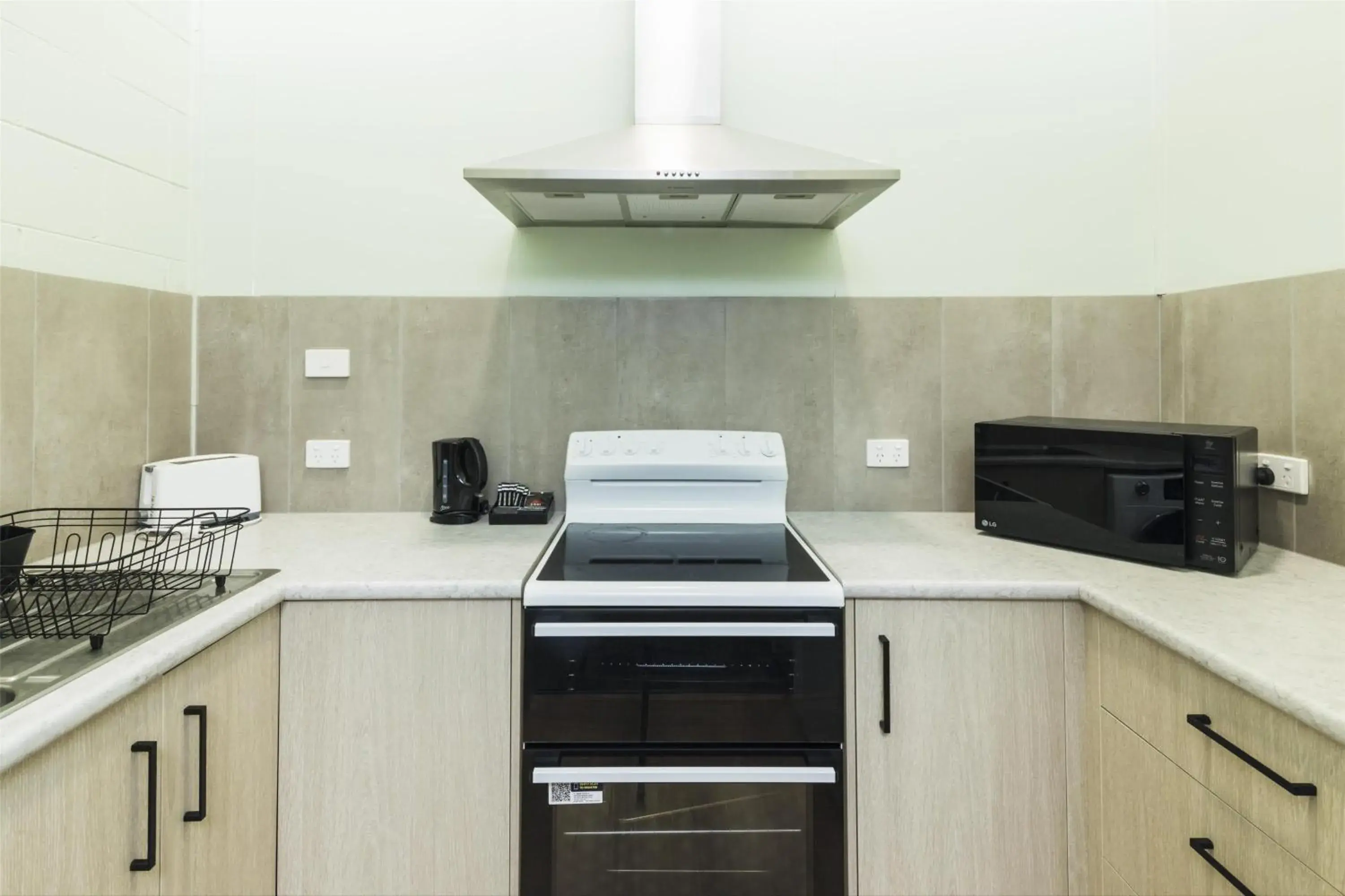 Nightcap at Atherton Hotel Nightcap at Atherton Hotel