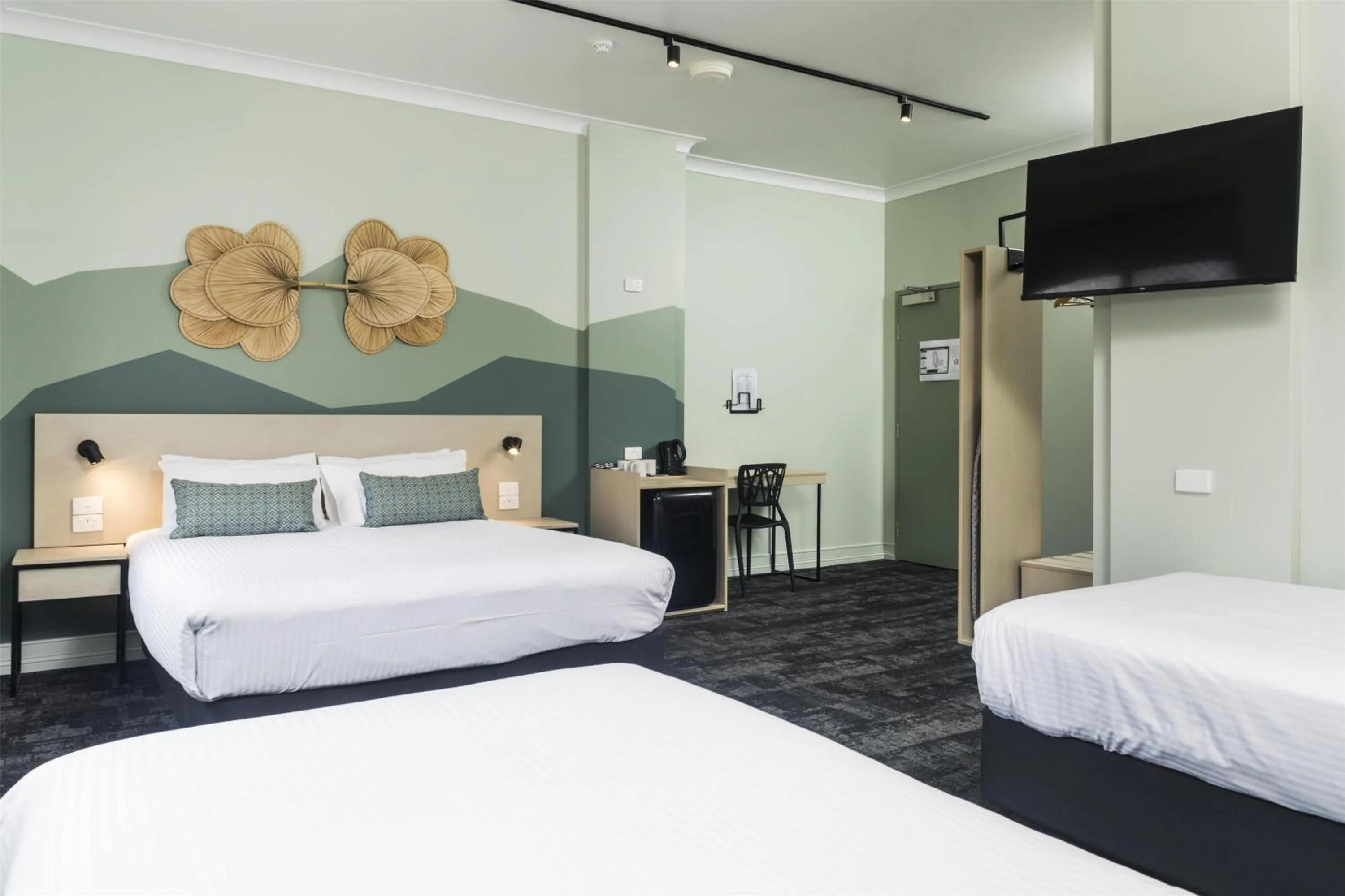 Bedroom, Bed in Nightcap at Atherton Hotel