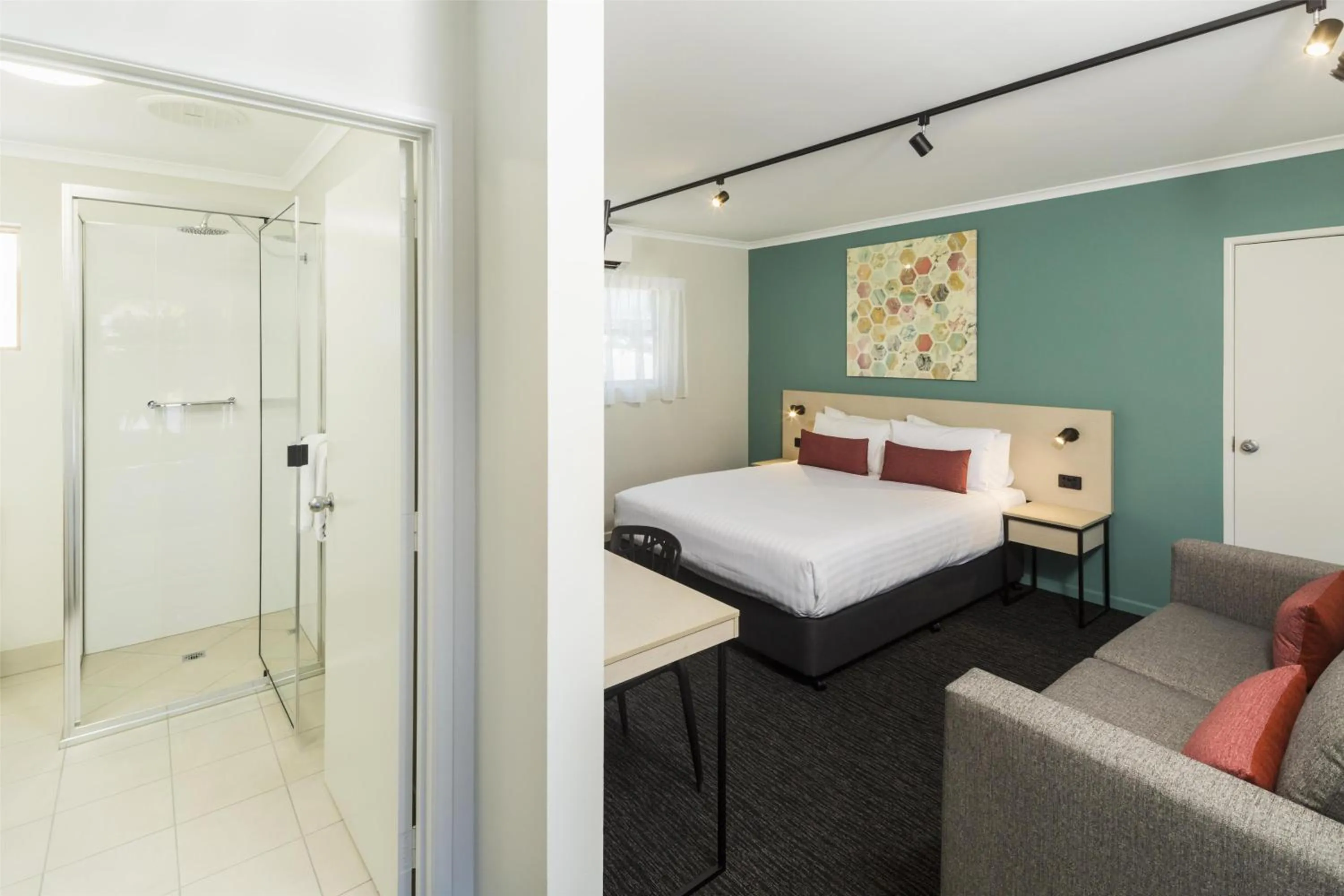 Bedroom, Bed in Nightcap At Balaclava Hotel