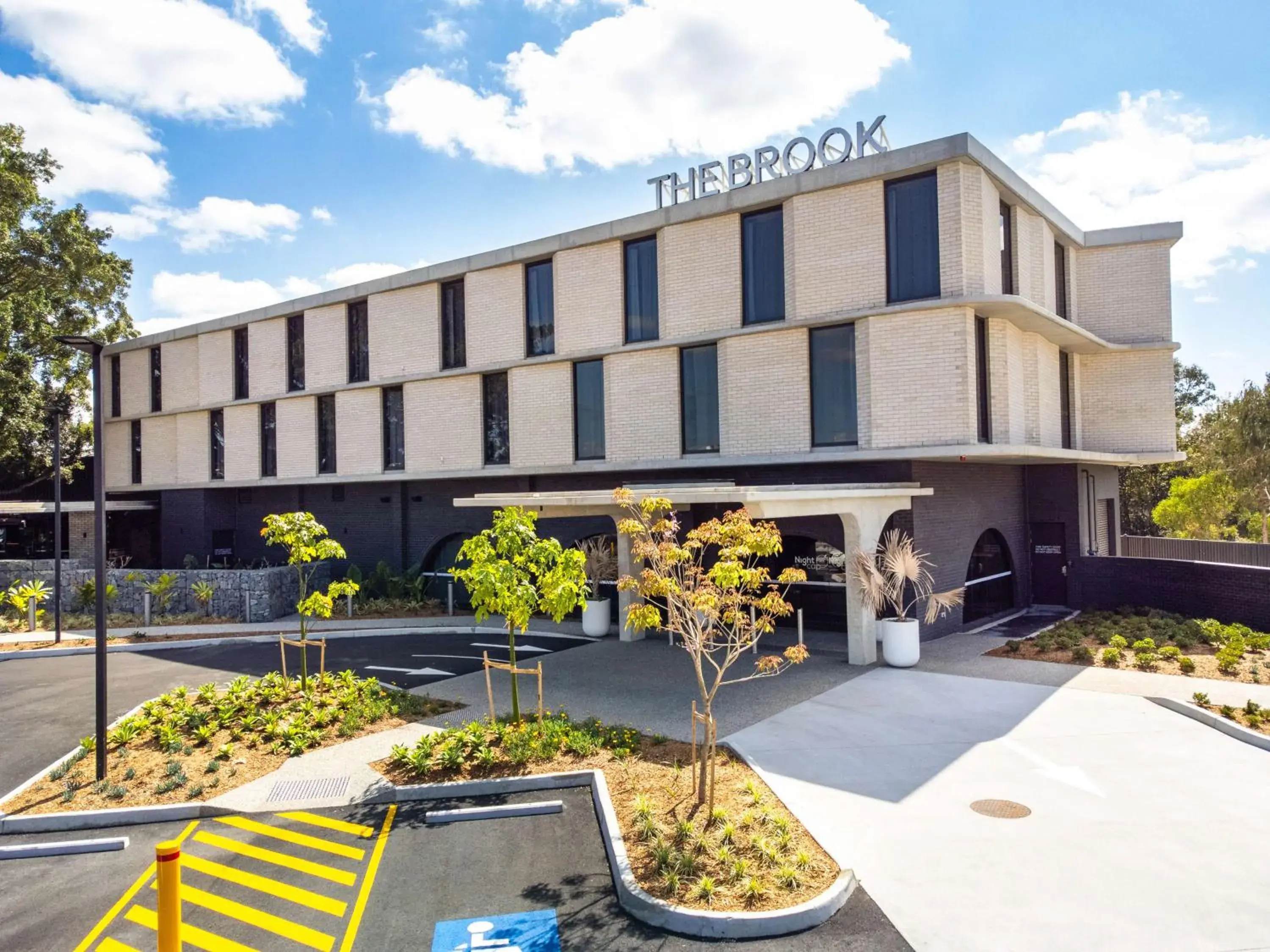 Property building in Nightelier Mitchelton The Brook Property building in Nightelier Mitchelton The Brook