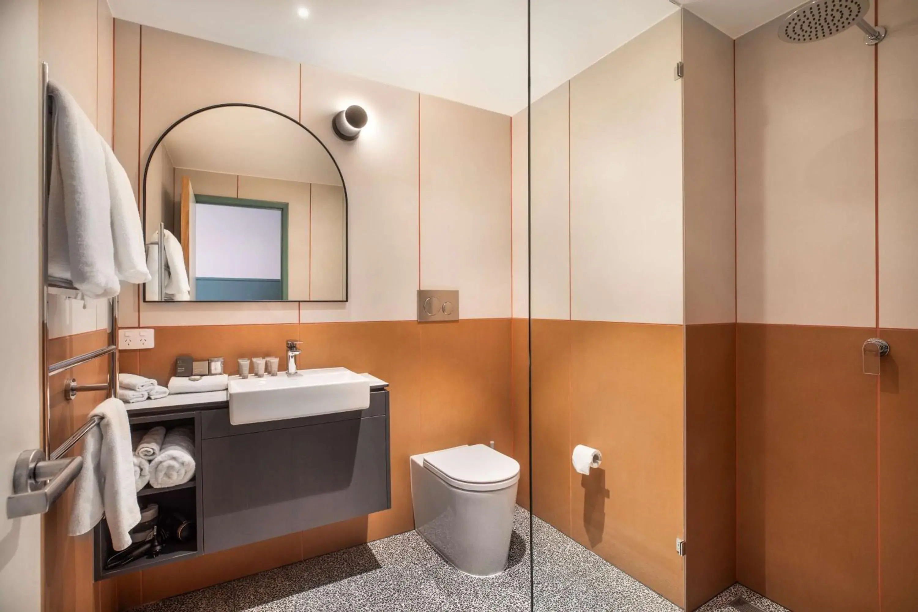 Bathroom in Nightelier Mitchelton The Brook Bathroom in Nightelier Mitchelton The Brook