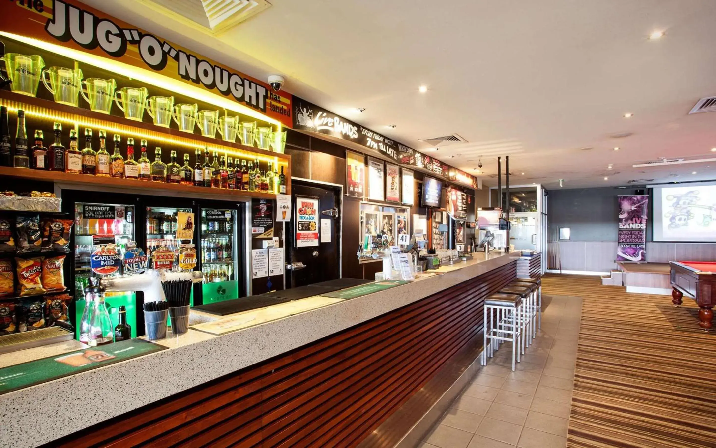 Lounge or bar in Nightcap at Dalrymple Hotel Lounge or bar in Nightcap at Dalrymple Hotel