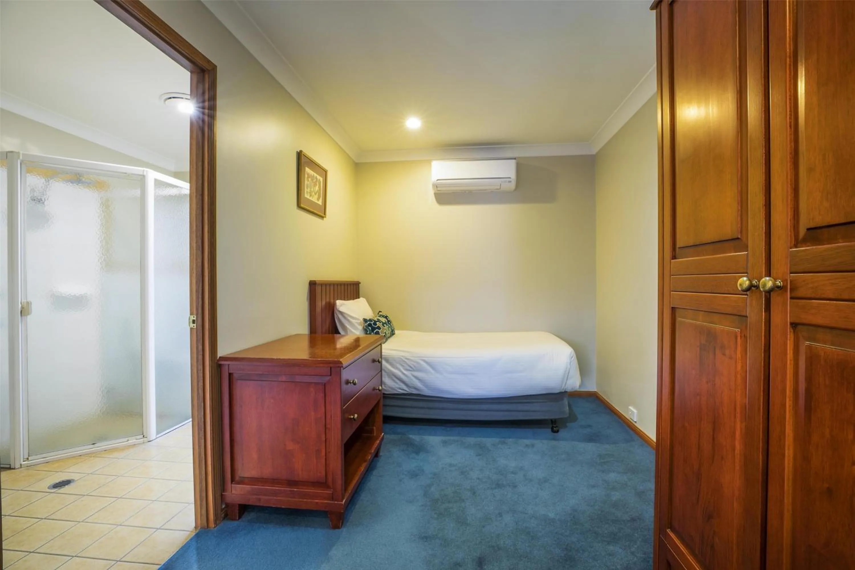 Bedroom, Bed in Nightcap at Federal Hotel Toowoomba