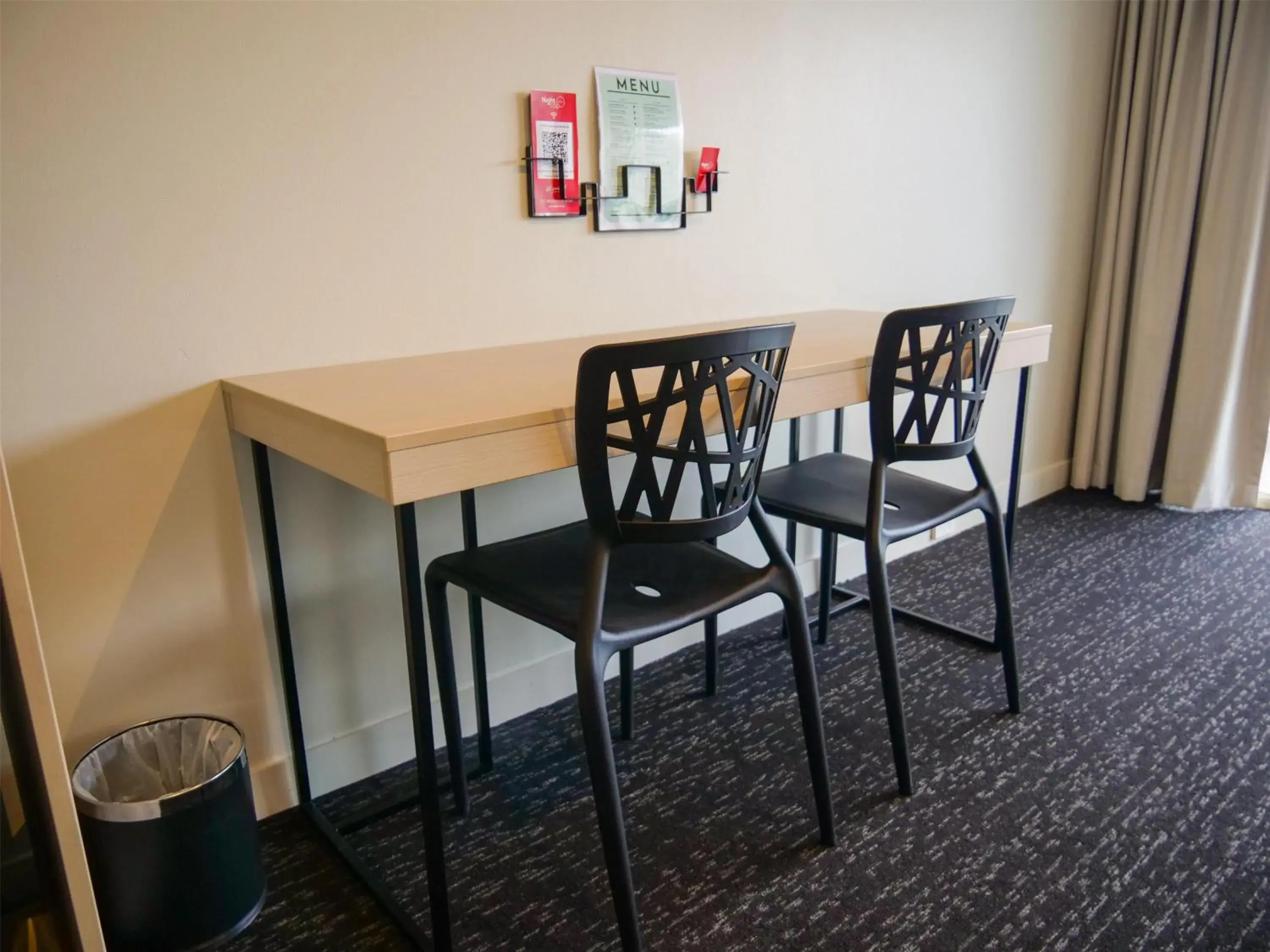 Bedroom in Nightcap at Hinterland Hotel Nerang Bedroom in Nightcap at Hinterland Hotel Nerang