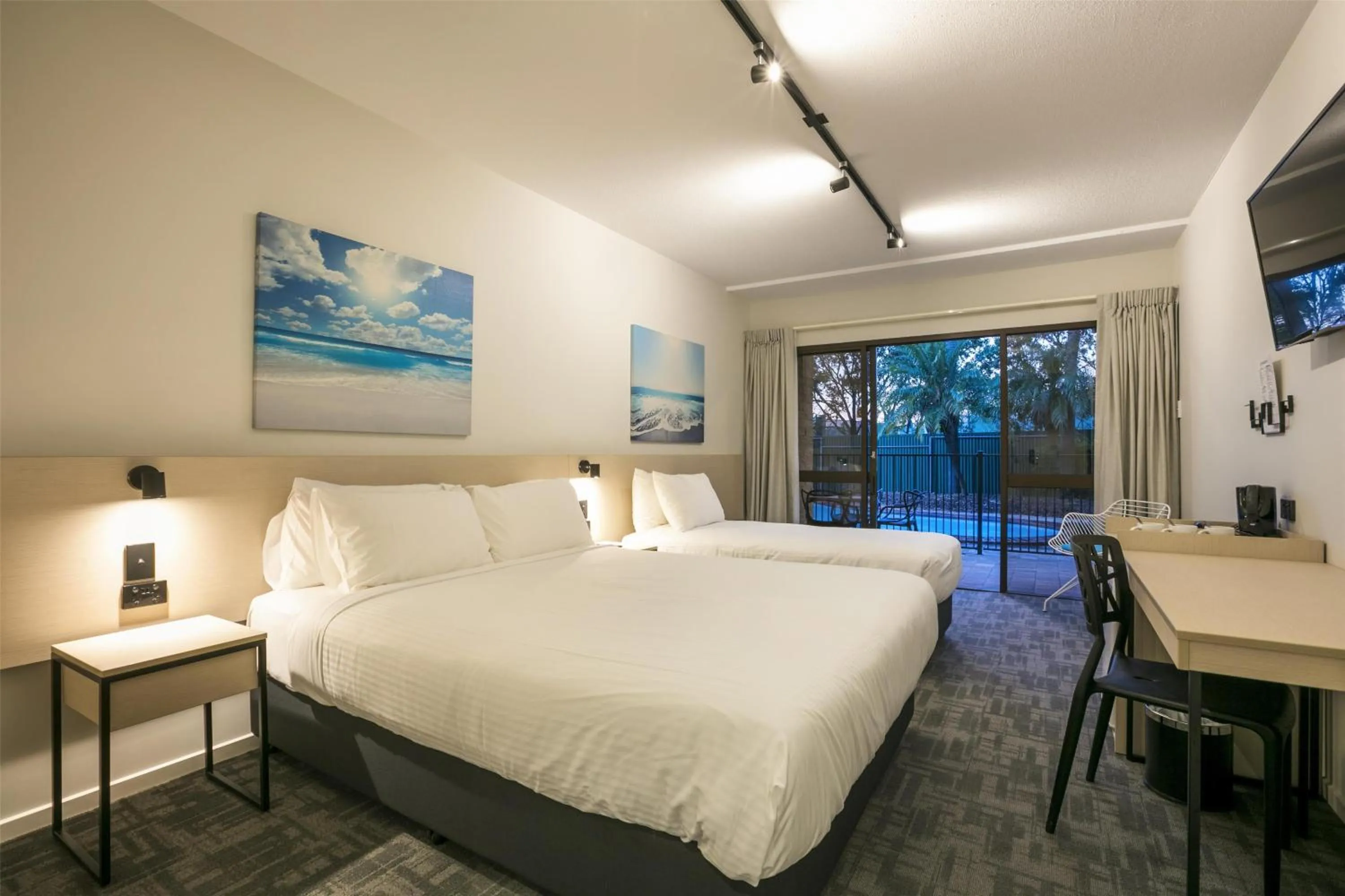 Bedroom, Bed in Nightcap at Kawana Waters Hotel