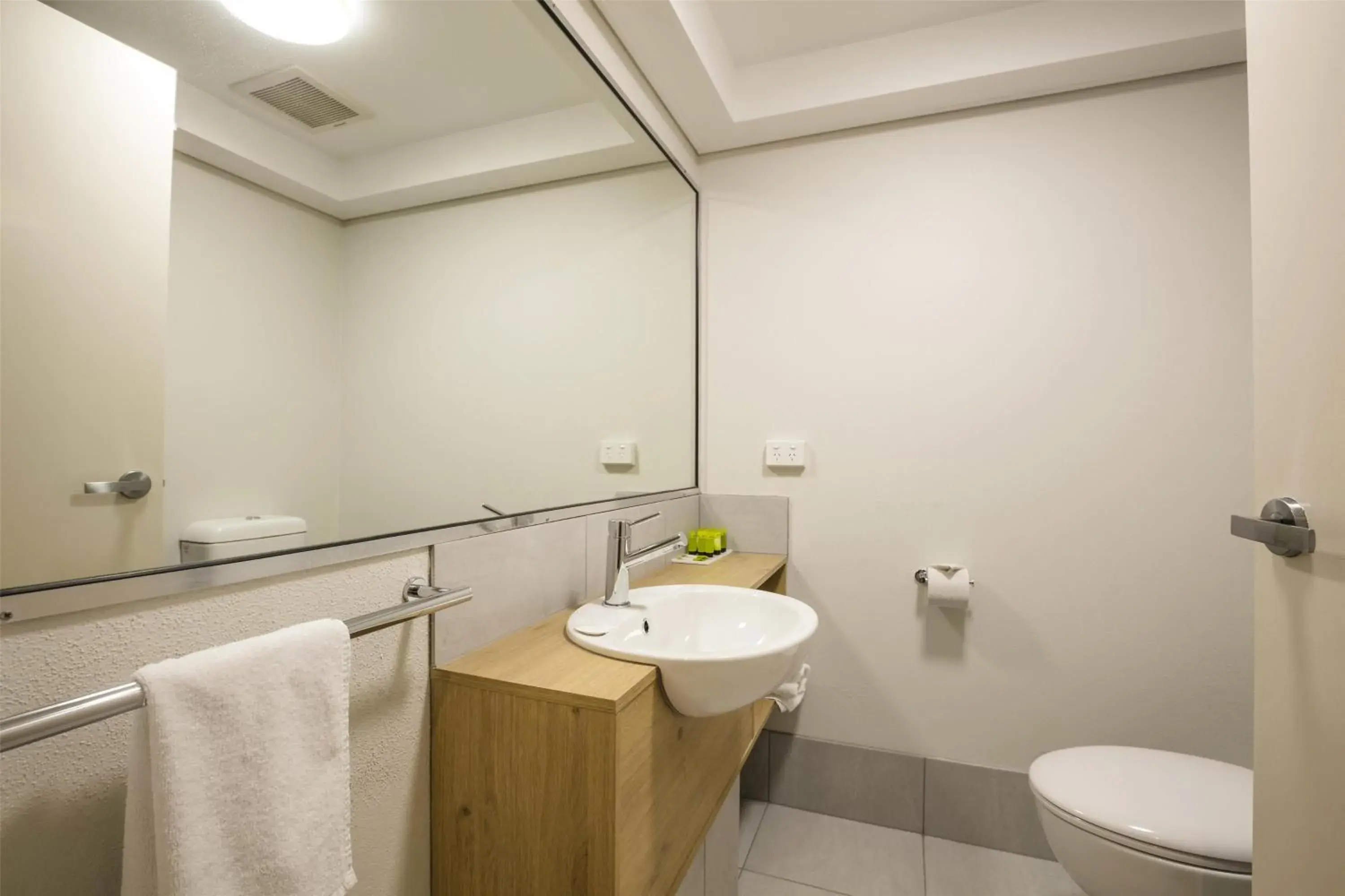 Bathroom in Nightcap at Kawana Waters Hotel Bathroom in Nightcap at Kawana Waters Hotel